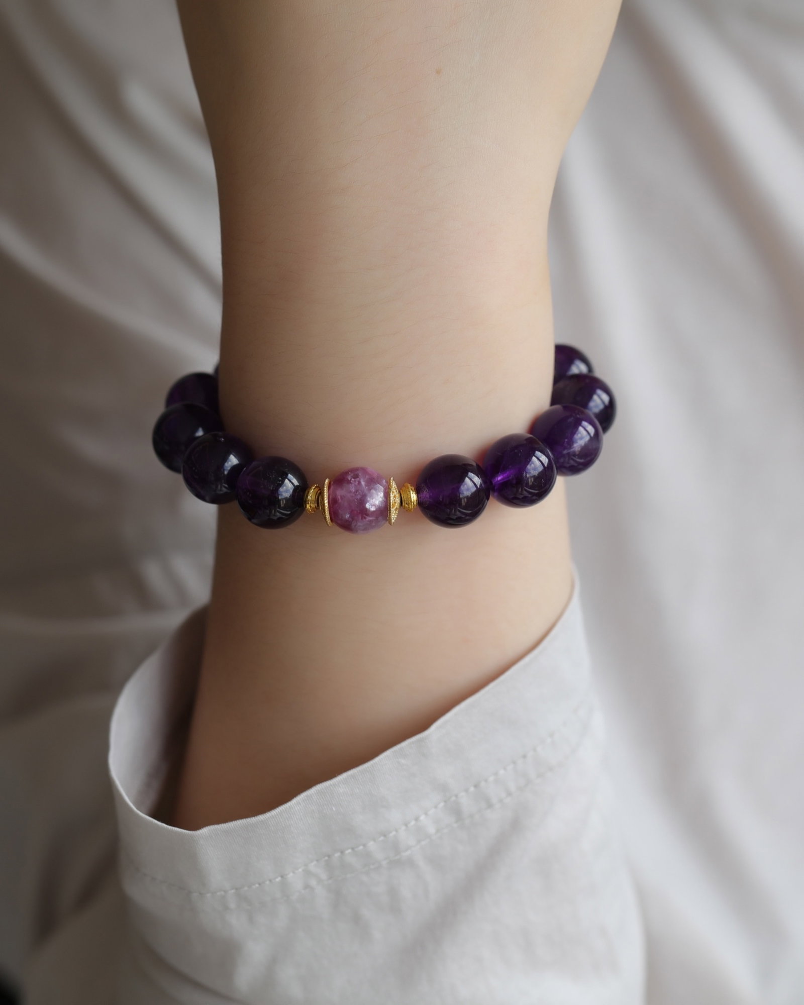 An Exquisite Crystal Bracelets - 9