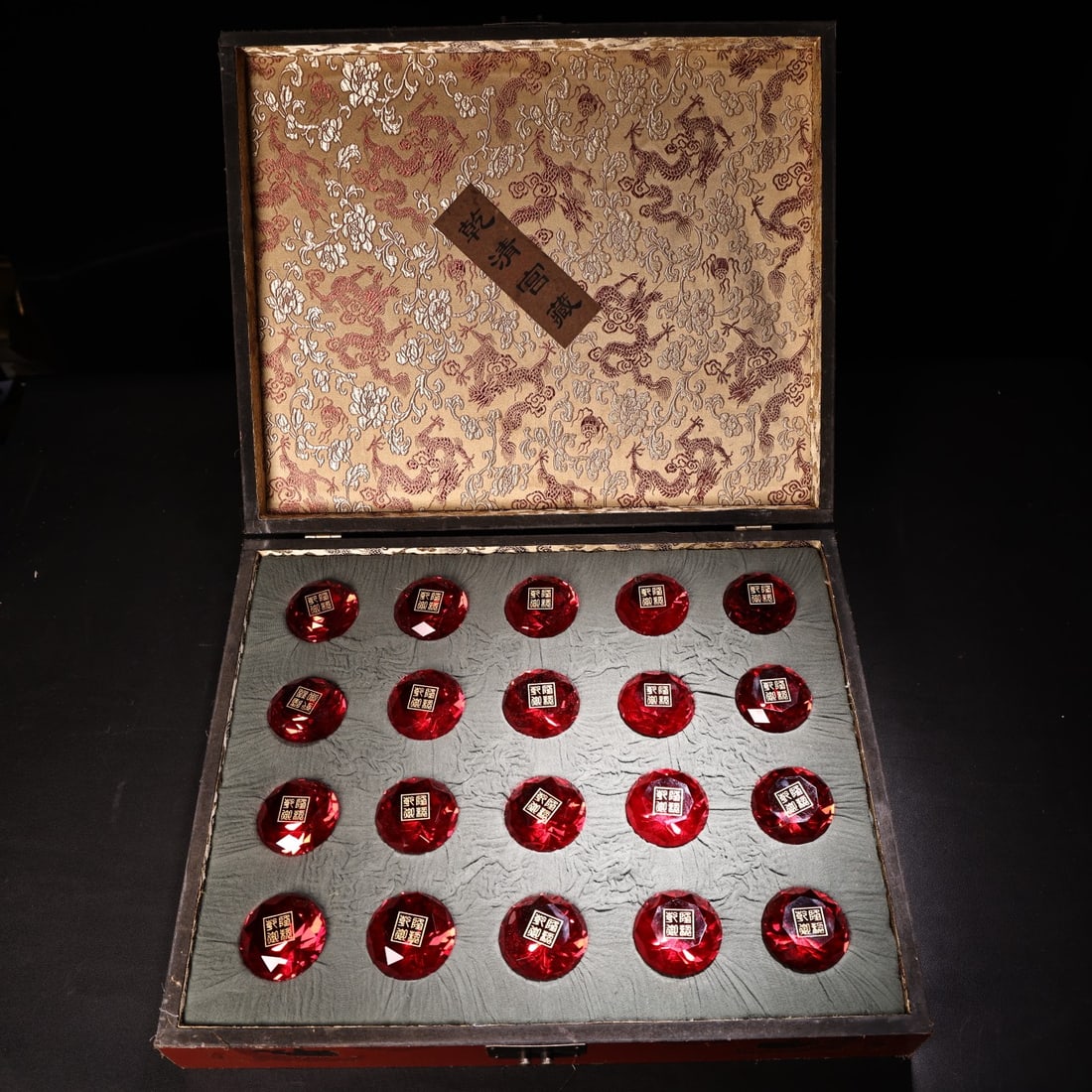 A Set of Fine Diamonds Ornaments: A Set of Fine Diamonds Ornaments,Qing Dynasty, China,Qianlong Four-character Mark,Size:2in,Total