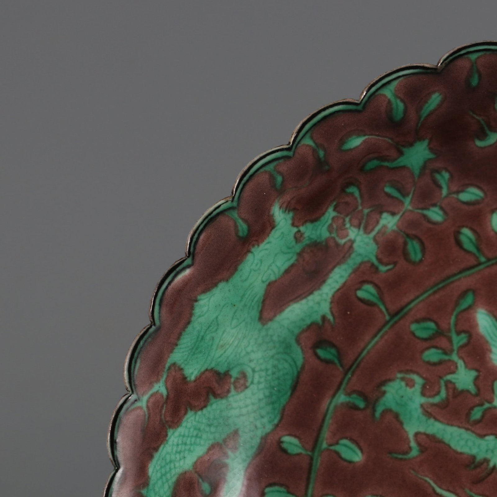 An Exquisite Biscuit Dragon Pattern Plate - 3