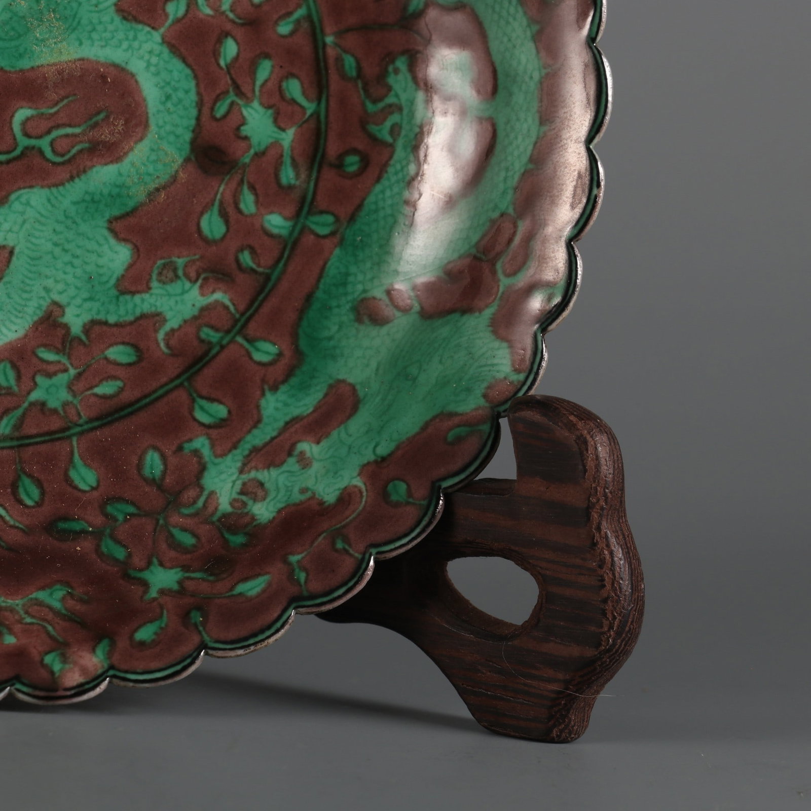 An Exquisite Biscuit Dragon Pattern Plate - 4