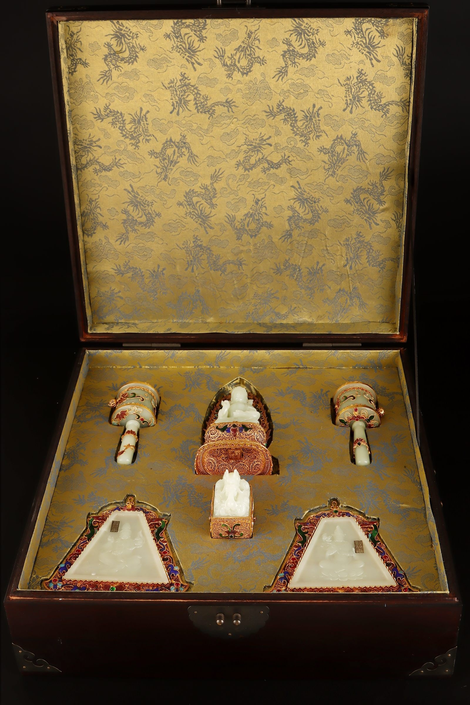 A Set of Fine Filigree and Gilding Inlaid White Jade Ornaments,With Poem (1 of 9)