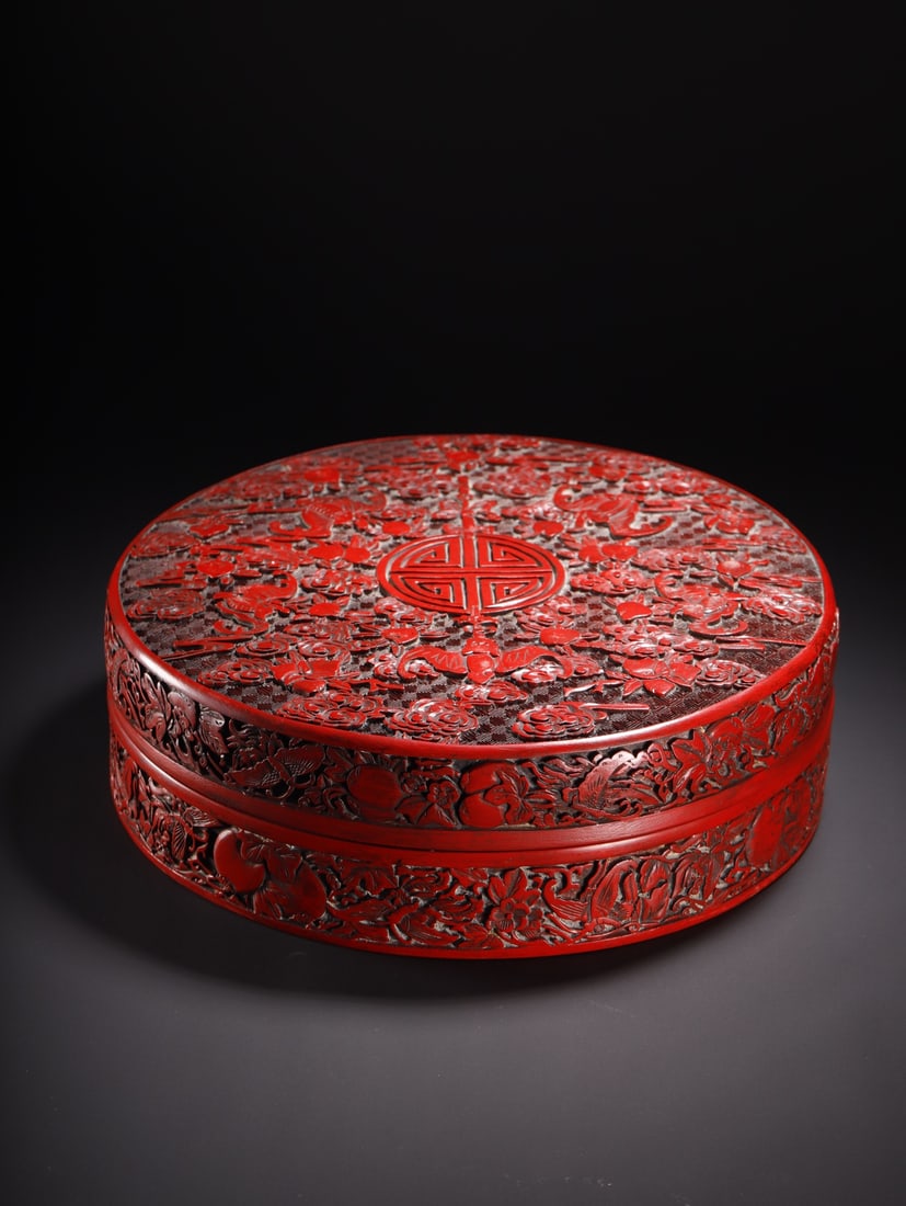 A Set of Fine White Jade Beast-Shaped Seals,With Carved Red Lacquer Box with Cover (1 of 9)