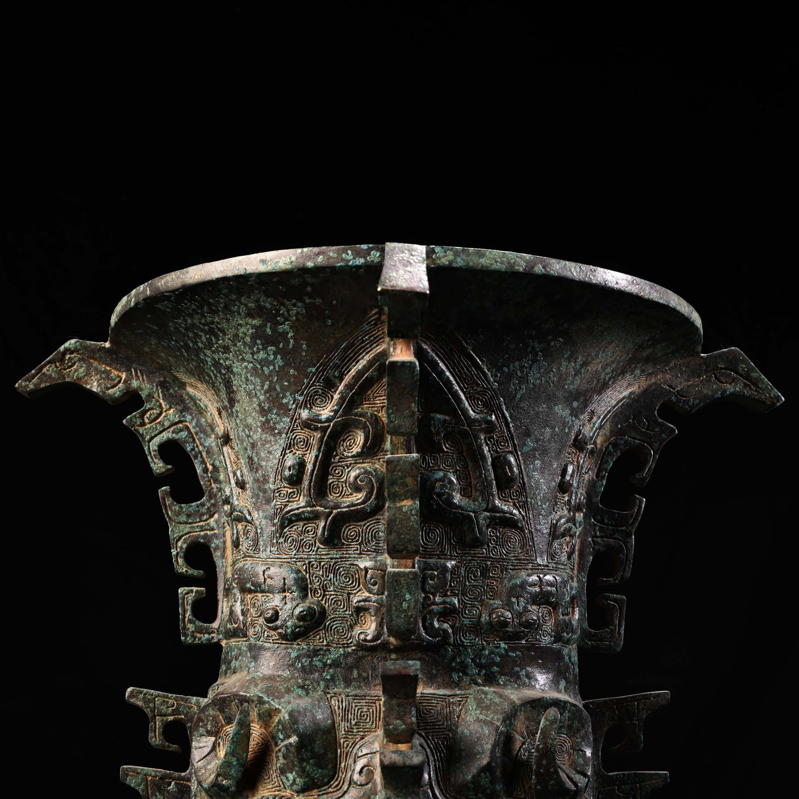 A Rare Bronze Beast-Face Pattern Vase - 13
