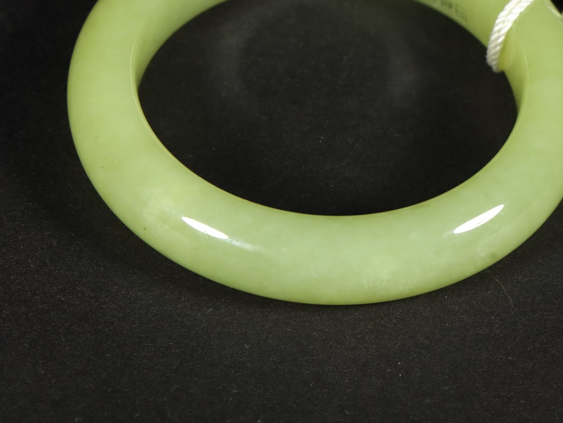 An Exquisite Yellow Jade Bracelets - 6