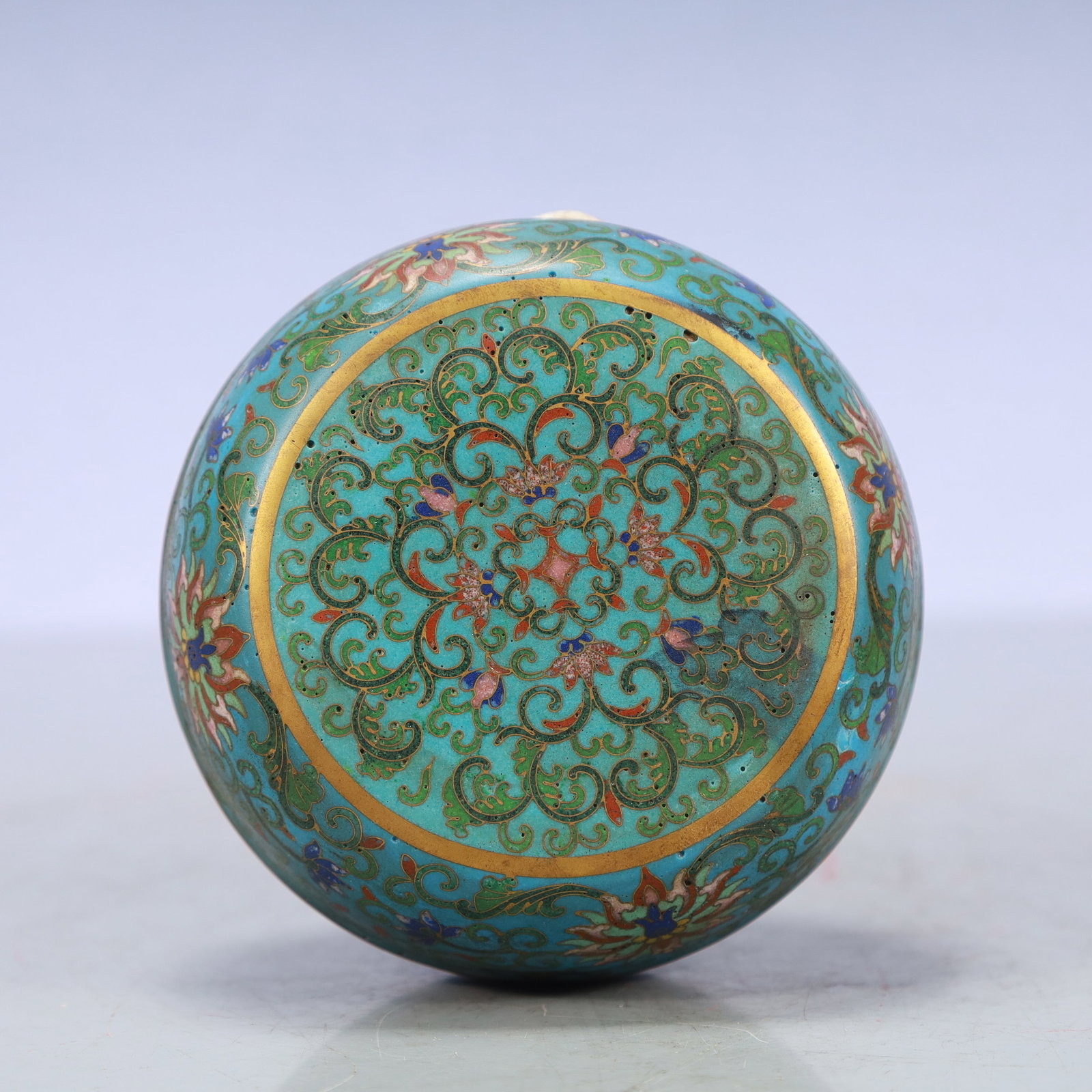 A Exquisite Cloisonne Lotus Pattern Box - 5