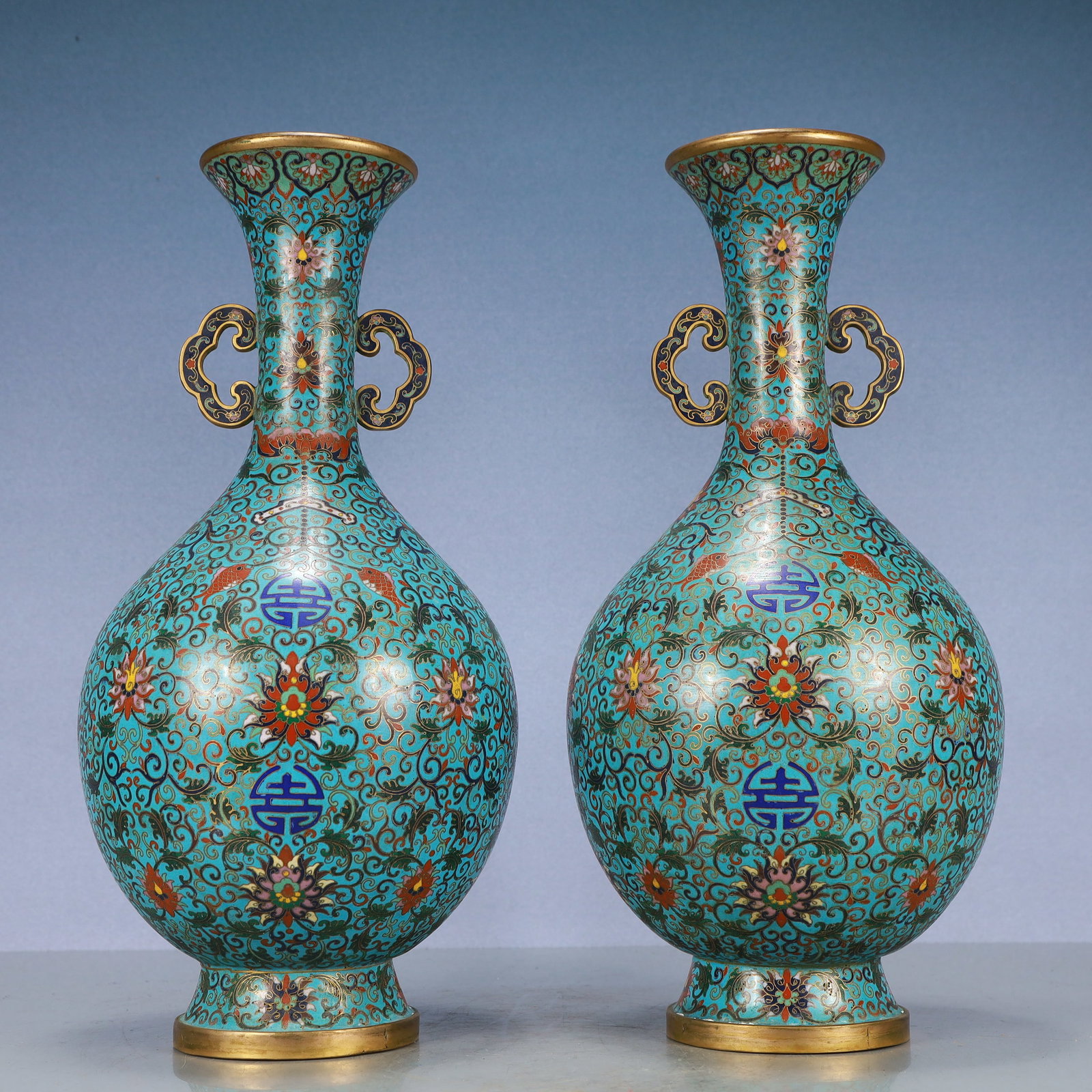 A Exquisite A pair of Cloisonne Lotus Pattern Bats and Peach Pattern Double-Ears Vase: A Exquisite A pair of Cloisonne Lotus Pattern Bats and Peach Pattern Double-Ears Vase Qing Dynasty, China Qianlong Four-character Mark Size::16.5inx7.1in Weight:4350g一对景泰&#