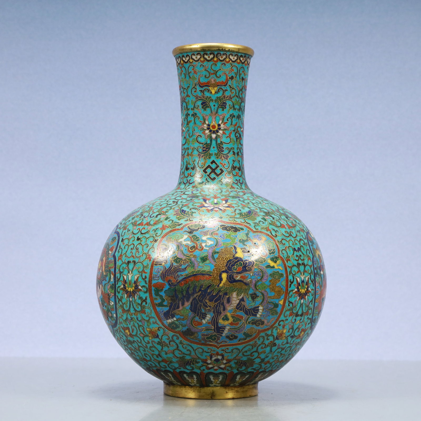 A Exquisite Cloisonne Lotus Pattern Auspicious Beast Pattern Vase (1 of 7)