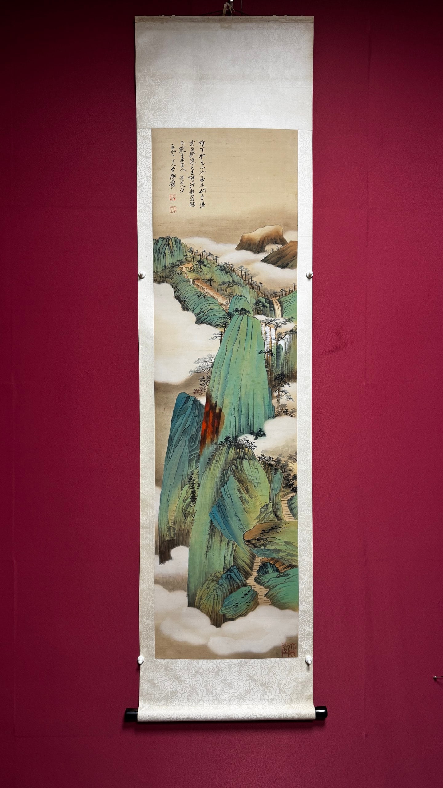 A Chinese Vertical Scroll Ink Painting of Landscape and Figure on Silk,Zhang Daqian: A Chinese Vertical Scroll Ink Painting of Landscape and Figure on Silk,Zhang DaqianSize:(Without frame)16.1inx59.1in一幅中国水墨绢本山水