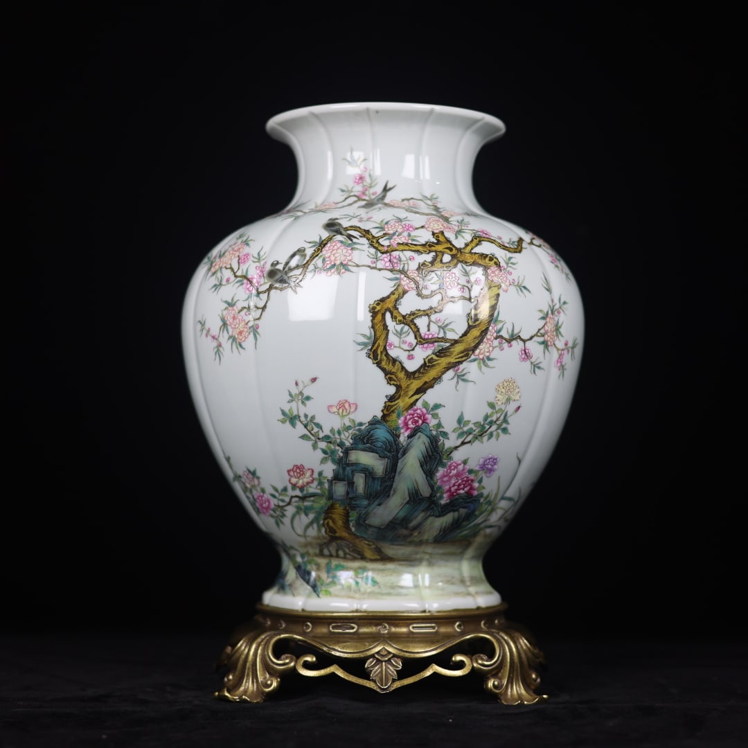 A Rare Famille-Rose Inlaid Bronze Flower and Bird Pattern Vase,With Poem: A Rare Famille-Rose Inlaid Bronze Flower and Bird Pattern Vase,With Poem,Qing Dynasty,China,Qianlong Six-character