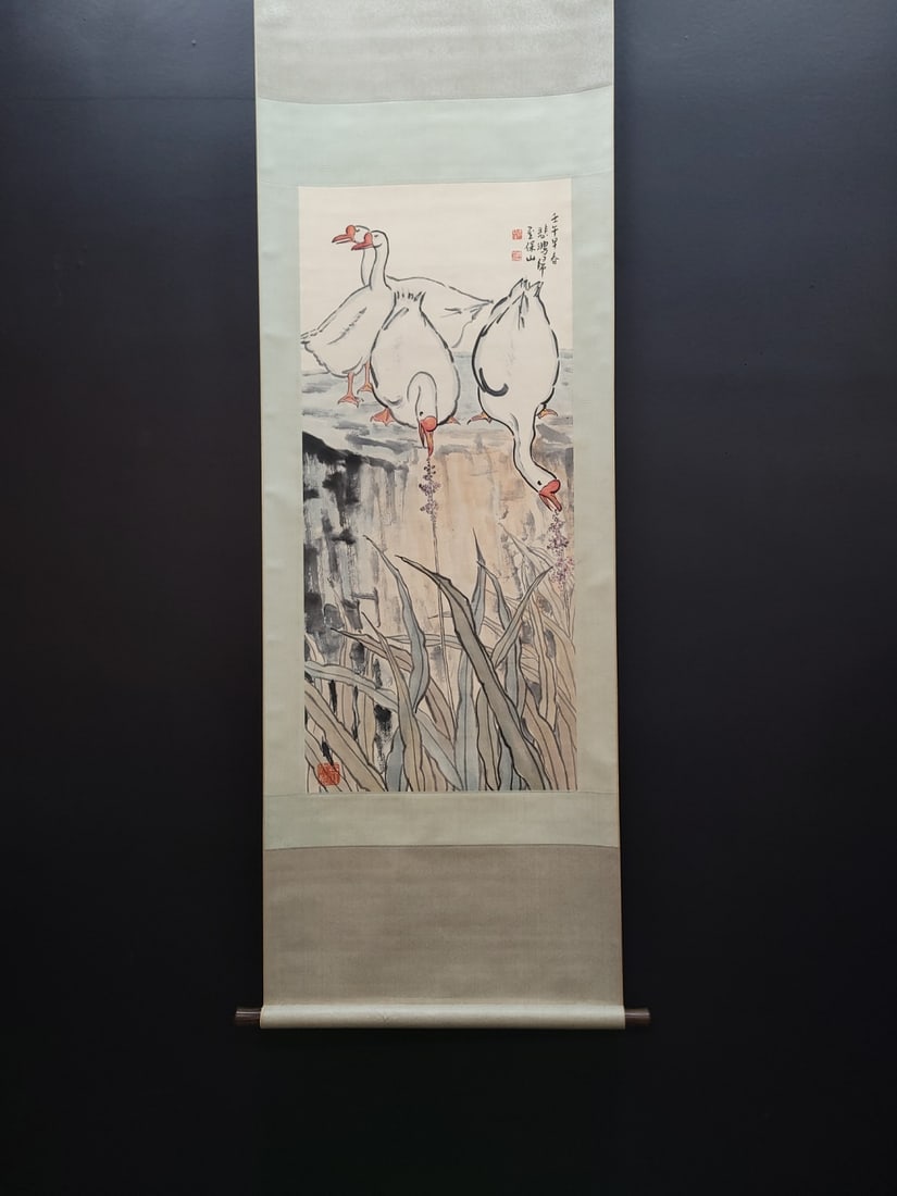 A Chinese Vertical Scroll Ink Painting of Goose on Paper,Xu Beihong: A Chinese Vertical Scroll Ink Painting of Goose on Paper,Xu BeihongSize:(Without