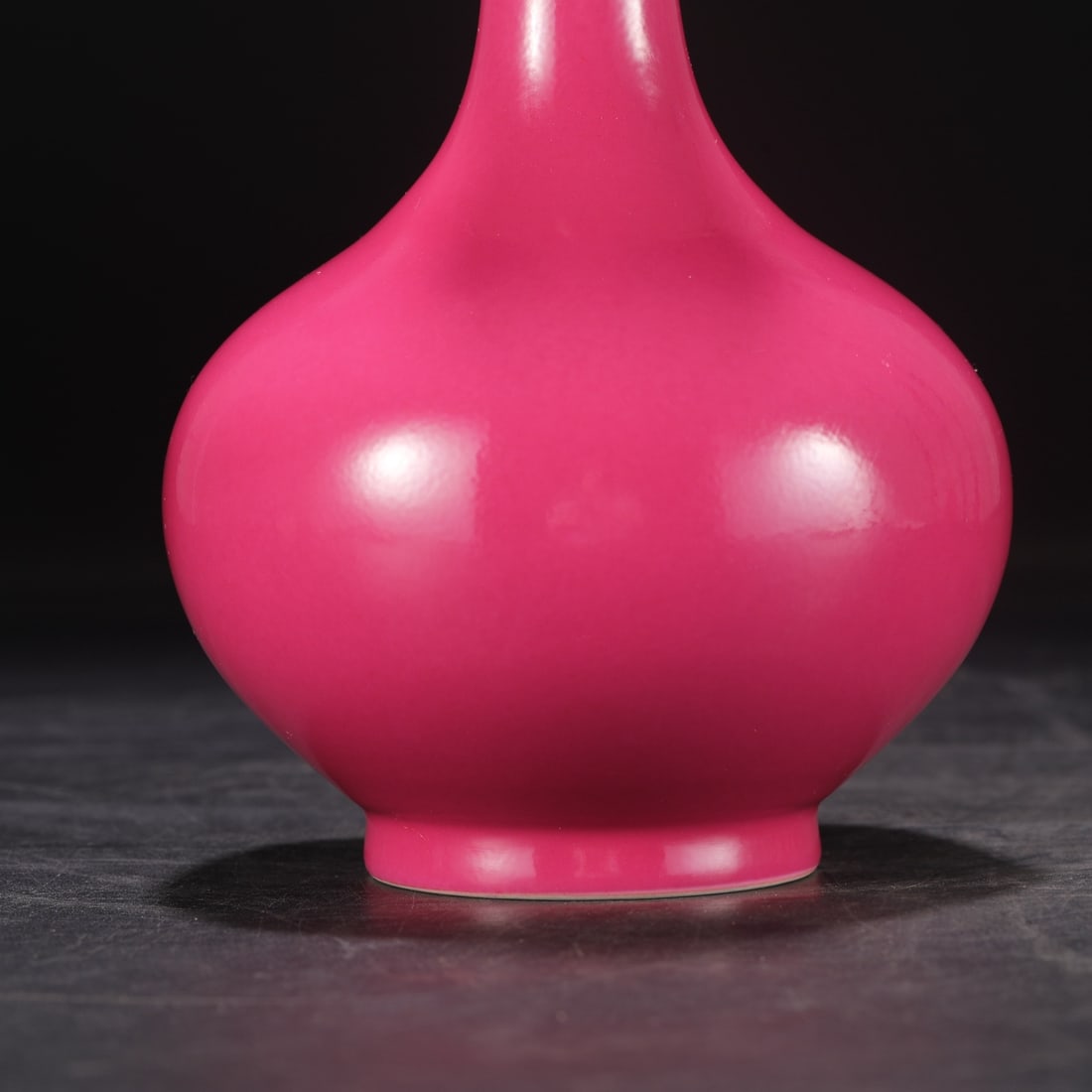 An Exquisite Ruby Red-Glazed Vase - 4