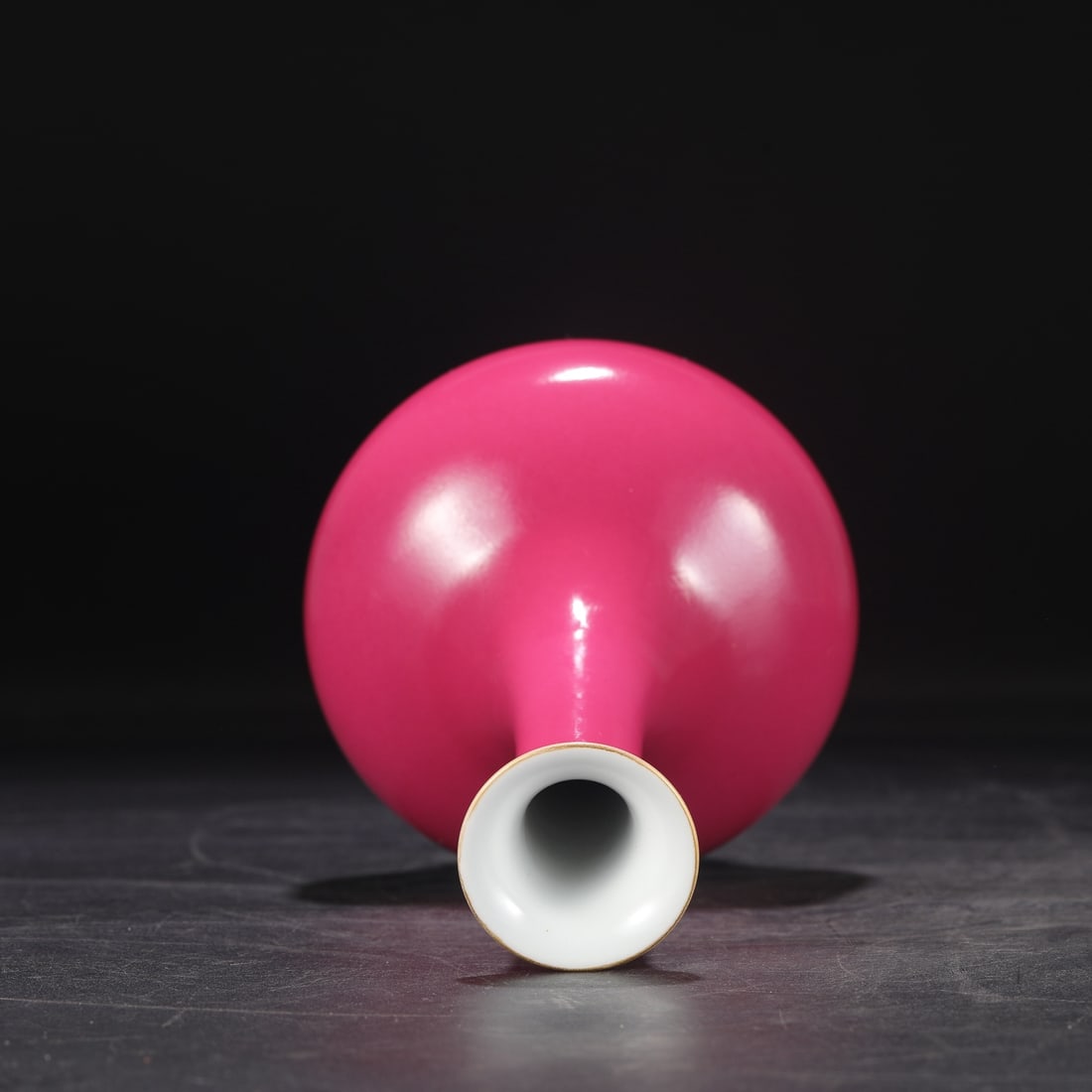 An Exquisite Ruby Red-Glazed Vase - 5