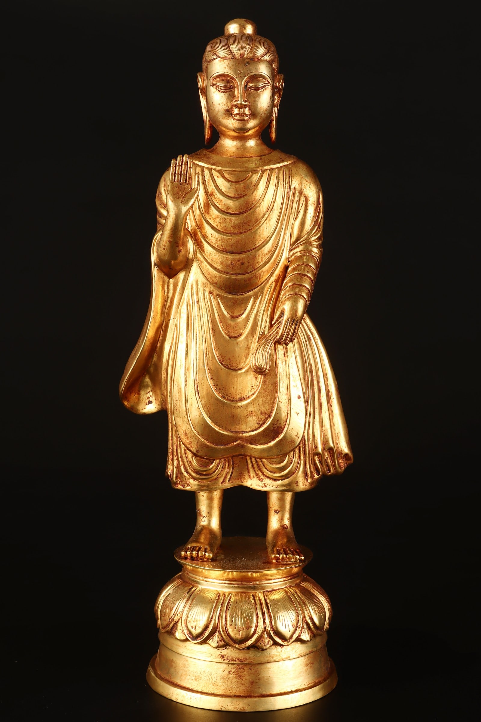 A Solemn Gilt Bronze Buddha Statue: A Solemn Gilt Bronze Buddha Statue,Tang Dynasty,China,Zhenguan Four-character Mark,Size:16.1inx5.5in,Weight:2536g铜鎏金佛像,中国唐代,贞Š