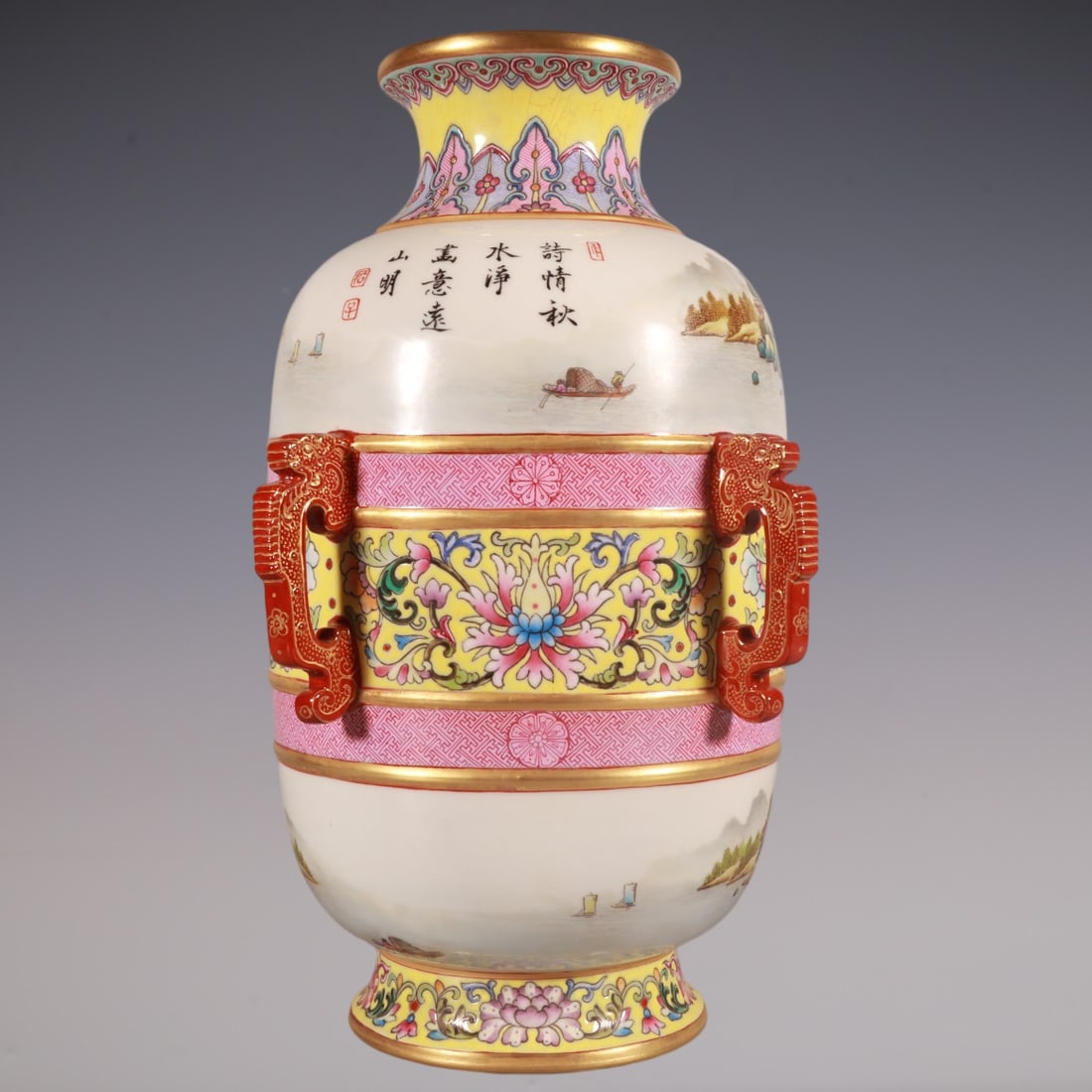 An Exquisite Enamel Lotus Pattern Landscape Pattern Vase - 6