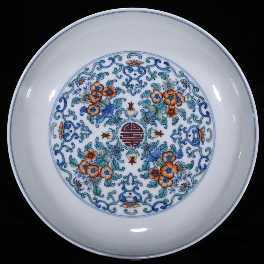 An Exquisite Doucai Flower Pattern Plate - 2