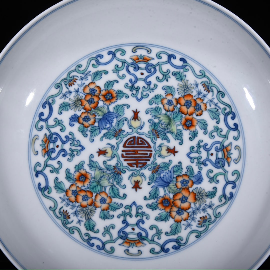 An Exquisite Doucai Flower Pattern Plate - 3