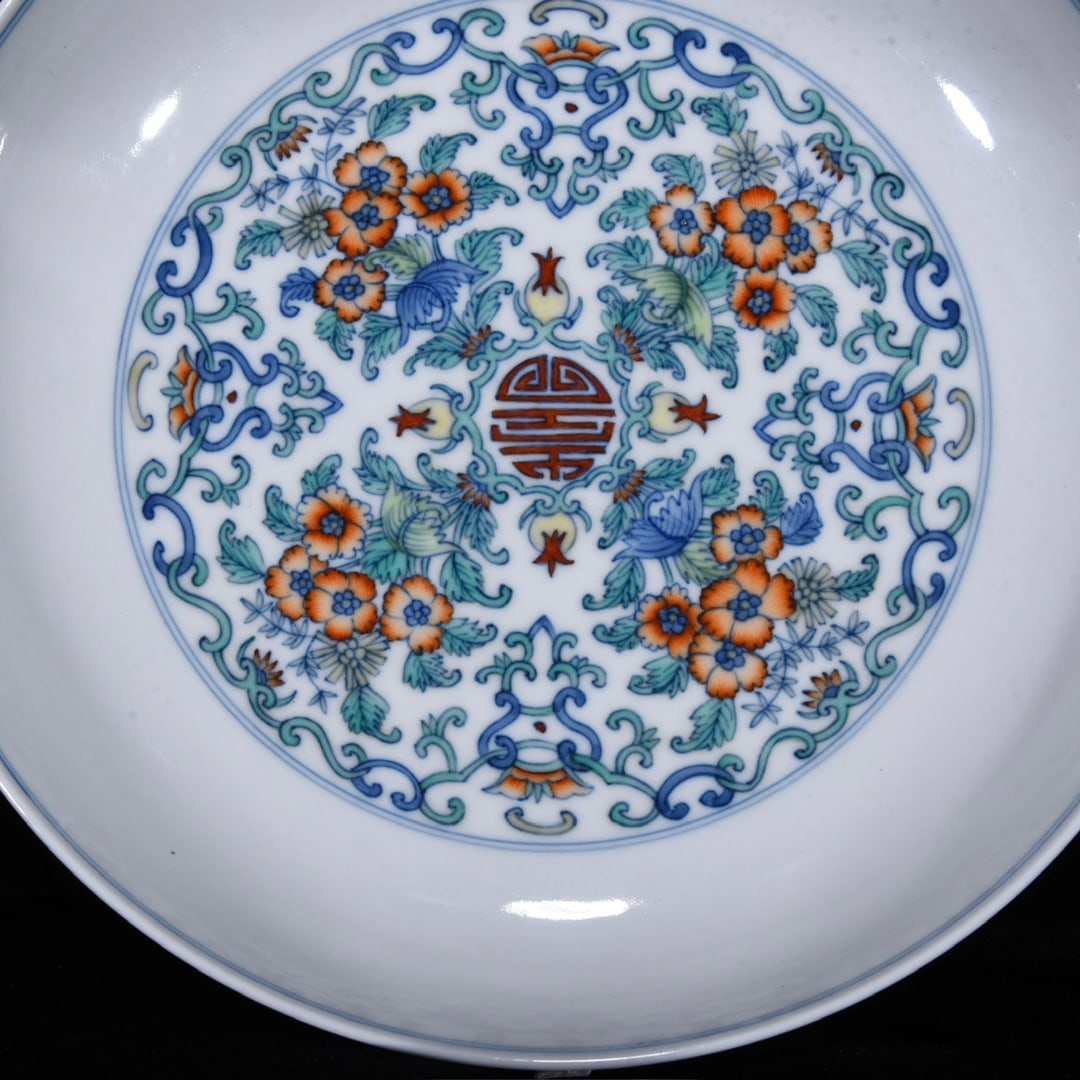 An Exquisite Doucai Flower Pattern Plate - 5