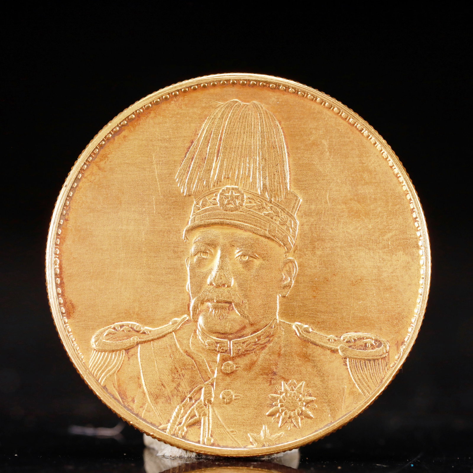An Exquisite Sterling silver-Gilt Coin: An Exquisite Sterling silver-Gilt Coin, The Republic of China, Size:1.5in Weight:37.5g