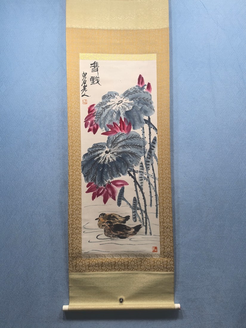 A Chinese Vertical Scroll Ink Painting of Flower and Bird on Paper,Qi Baishi: A Chinese Vertical Scroll Ink Painting of Flower and Bird on Paper,Qi BaishiSize:(Without frame)16.1inx40.2in一幅中国水墨花鸟画立轴,&#