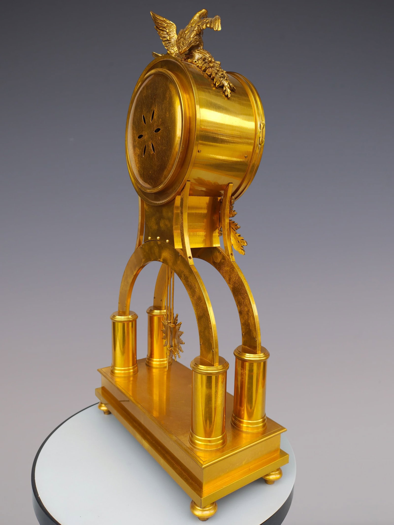 An Exquisite Gilt Bronze Lotus Pattern Clock - 4