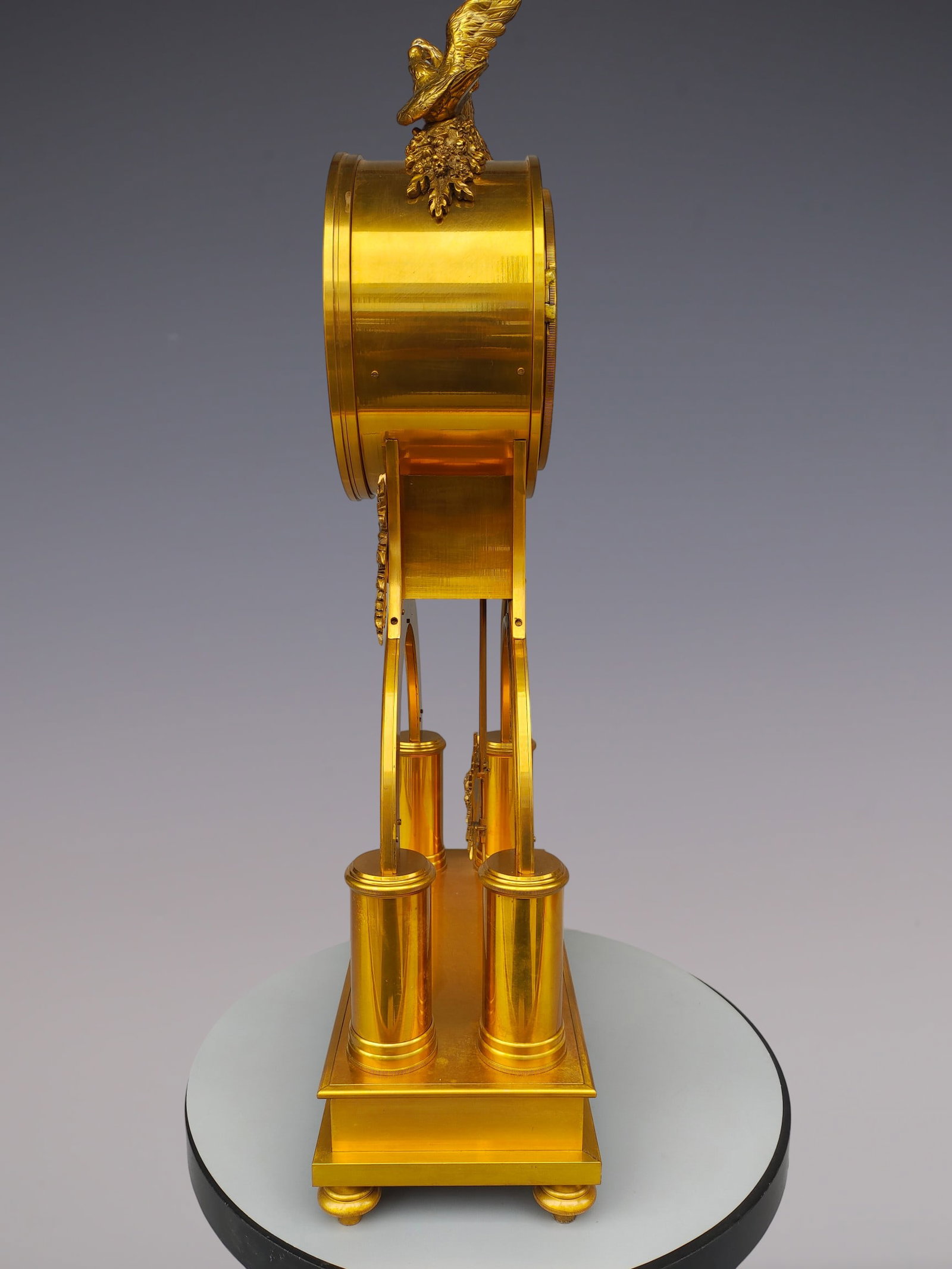 An Exquisite Gilt Bronze Lotus Pattern Clock - 7