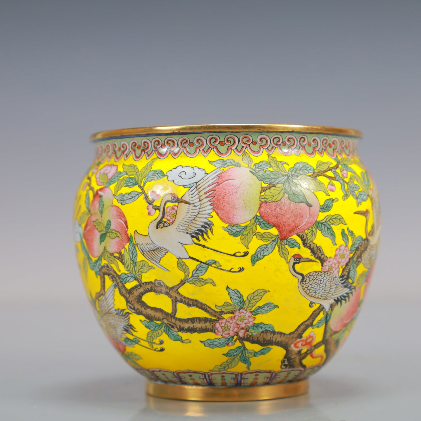 A Exquisite Coppery Enamel Flower and Fruit Pattern Crane Pattern Vat: A Exquisite Coppery Enamel Flower and Fruit Pattern Crane Pattern Vat Qing Dynasty, China Qianlong Four-character Mark Size:3.7inx3.5in Weight:300g铜珐琅彩花果ń