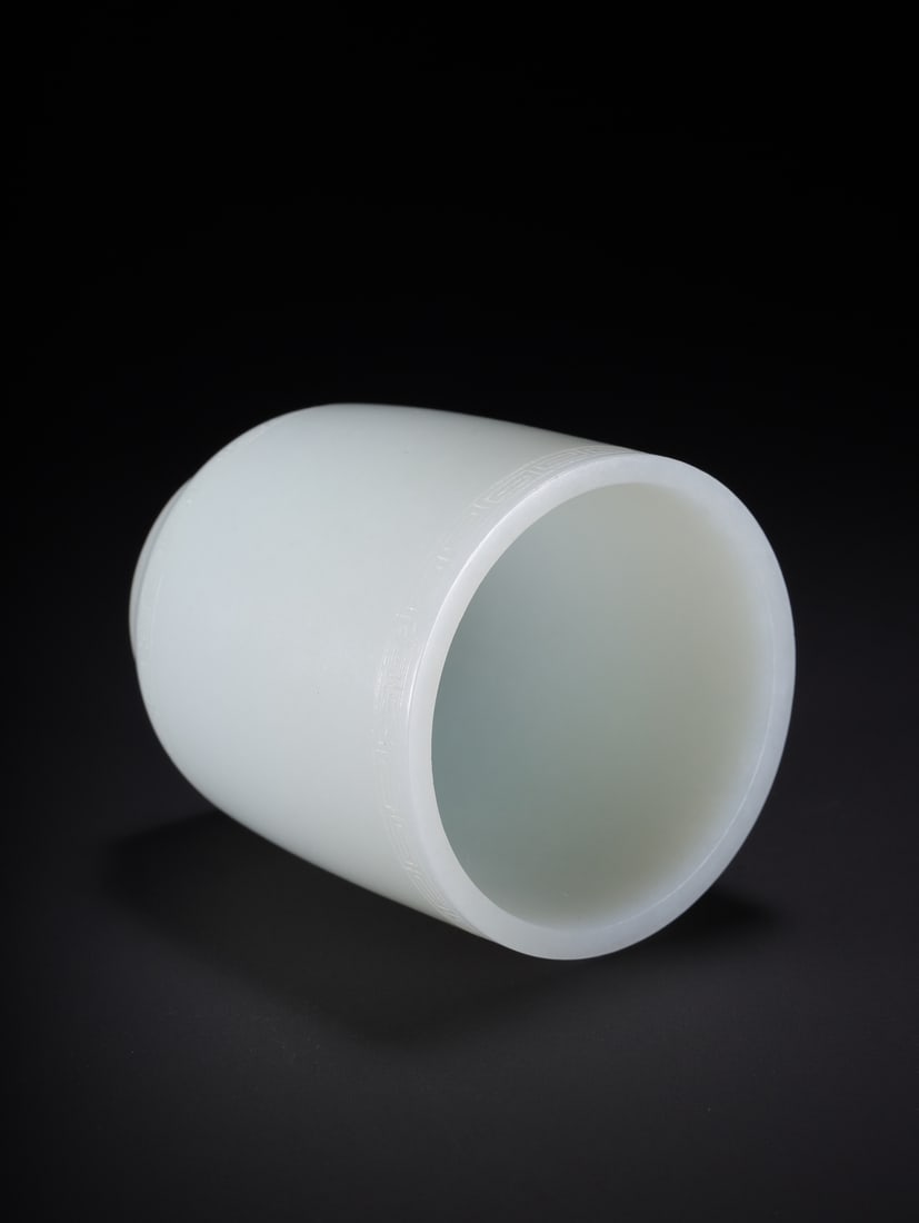 An Exquisite White Jade Cup - 5