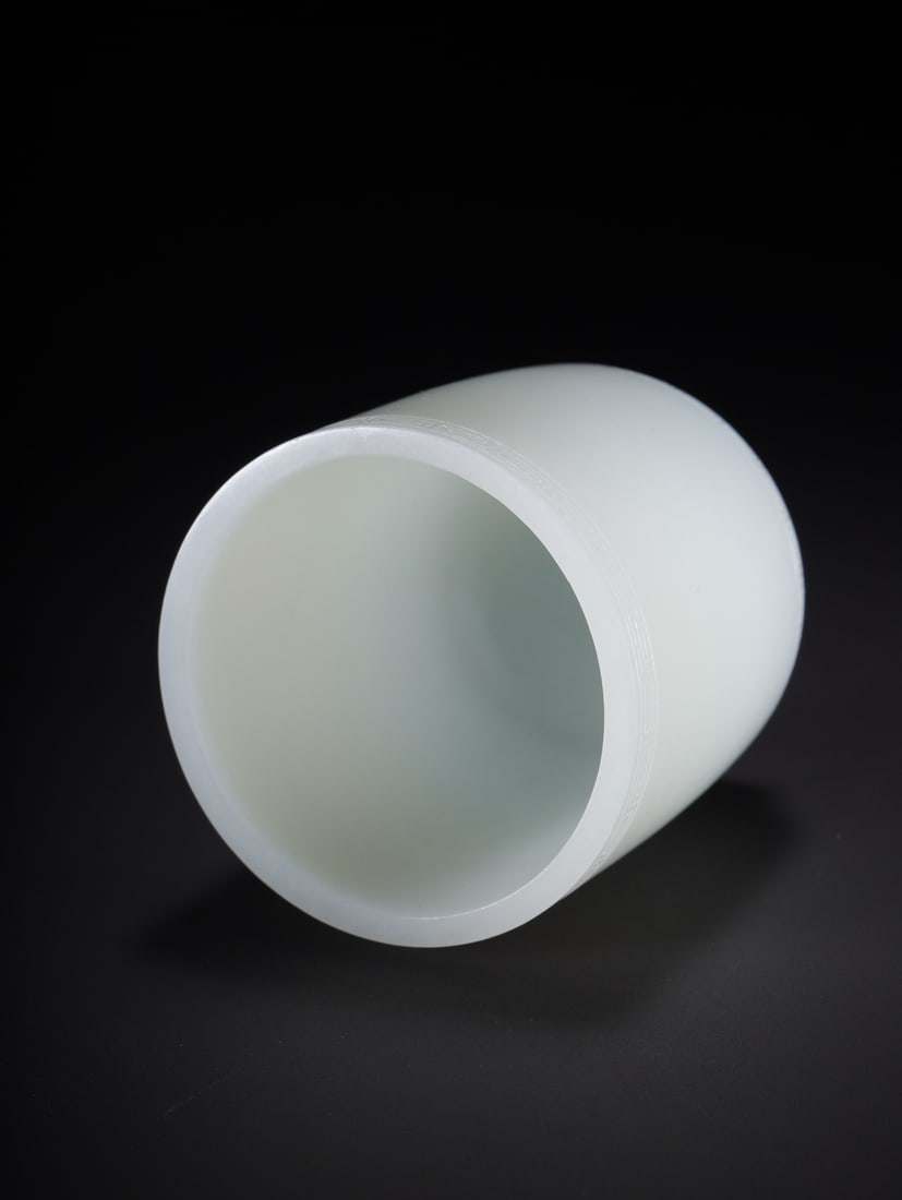 An Exquisite White Jade Cup - 6