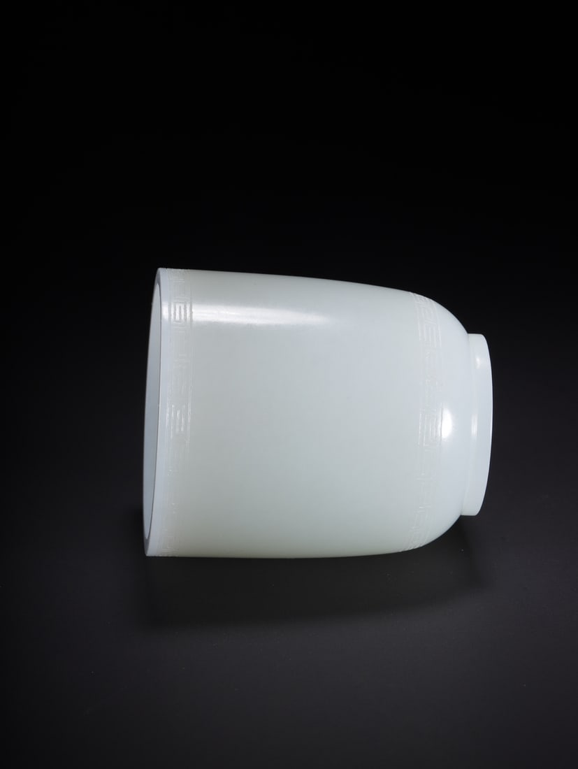 An Exquisite White Jade Cup - 7