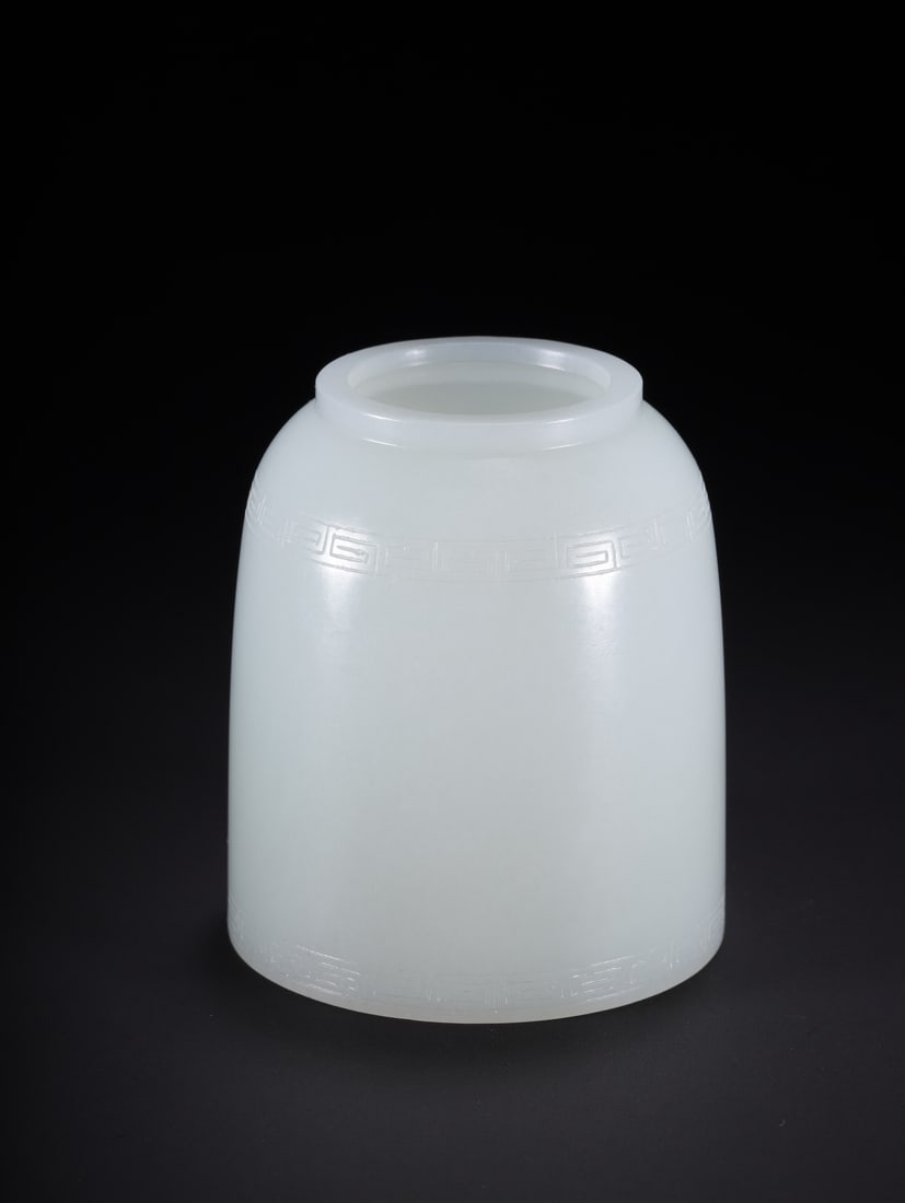 An Exquisite White Jade Cup - 9
