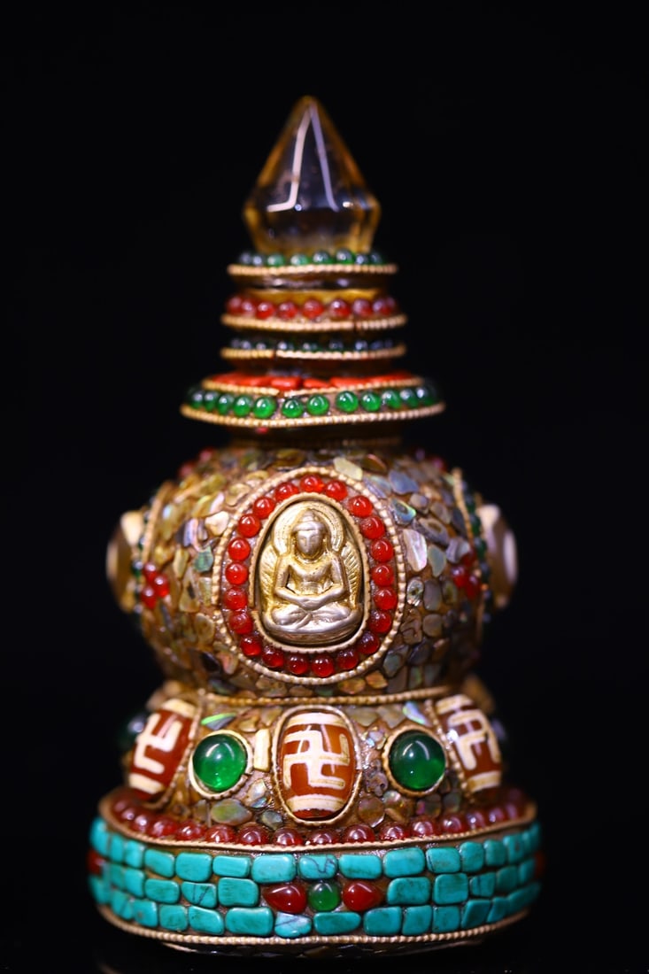 An Exquisite Crystal Inlaid Dzi Bead with Gems Pagoda: An Exquisite Crystal Inlaid Dzi Bead with Gems Pagoda,Qing Dynasty,ChinaSize:4.3inx2.4in,Weight:310g水晶镶天珠和宝石佛塔,中国