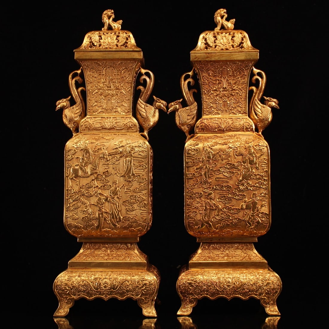 A Pair of Huge Gilt Bronze Auspicious Cloud and Figure Pattern Phoenix-Ears Vases,With Lion Cover: A Pair of Huge Gilt Bronze Auspicious Cloud and Figure Pattern Phoenix-Ears Vases,With Lion Cover,Qing Dynasty, China,Qianlong Four-character Mark,Size:16.9inx5.5in,Total Weight:5400g一对&