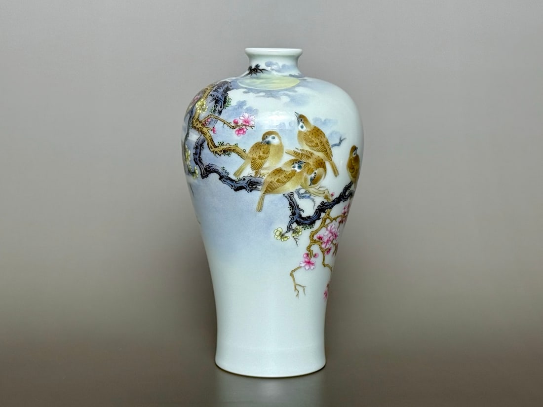 An Exquisite Famille-Rose Flower and Bird Pattern Vase,With Poem: An Exquisite Famille-Rose Flower and Bird Pattern Vase,With Poem,Qing Dynasty,China,Yongzheng Six-character Mark,Size:6.8inx3.9inx2.4in粉彩花鸟纹瓶,带诗