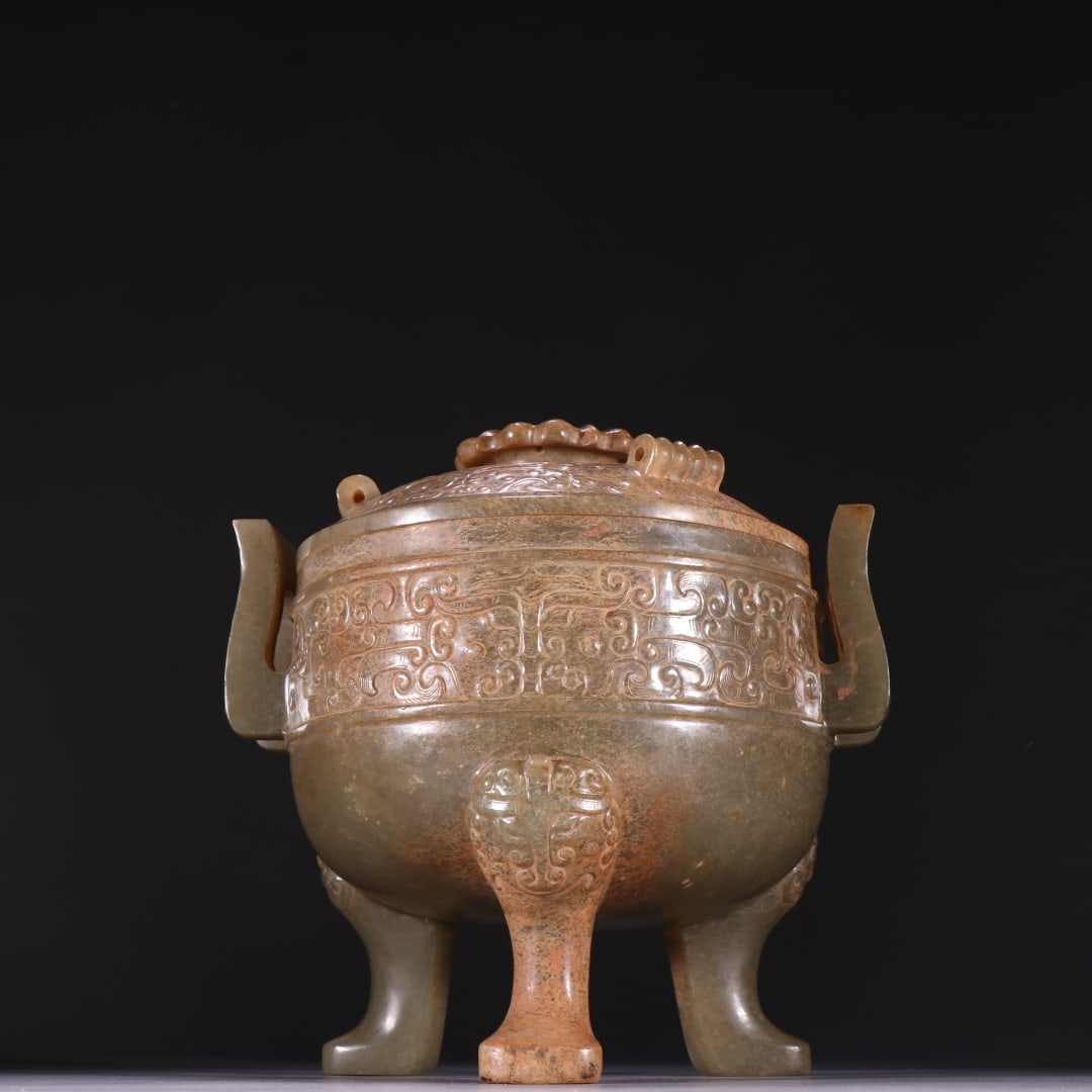 An Exquisite Archaic Jade Beast-Face Pattern Double-Ears Tripod Censer: An Exquisite Archaic Jade Beast-Face Pattern Double-Ears Tripod Censer,Han