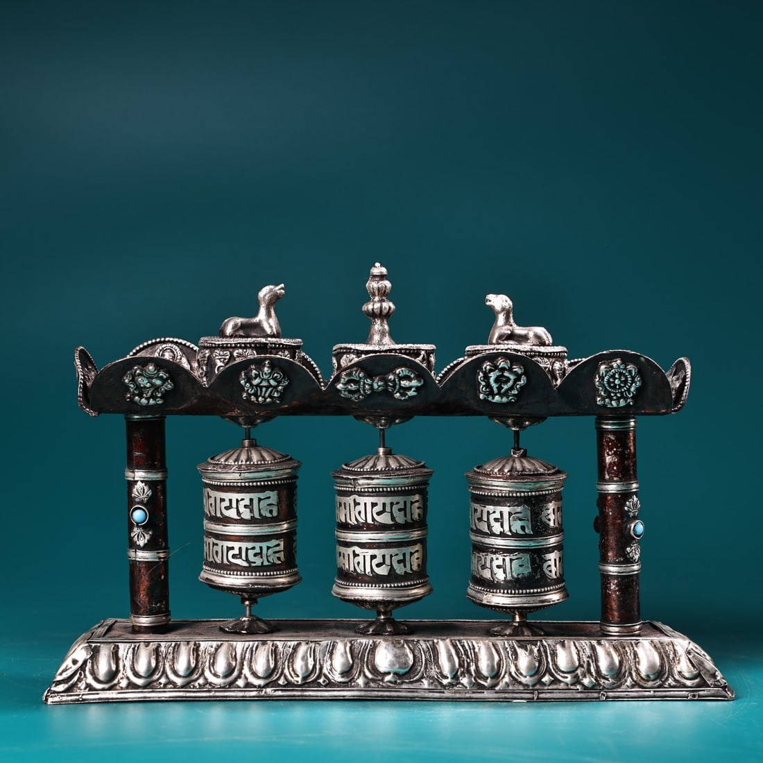An Exquisite Silver-Gilding Bronze Inscription Eight Treasures Pattern Ornament,With Inscription: An Exquisite Silver-Gilding Bronze Inscription Eight Treasures Pattern Ornament,With Inscription,Qing Dynasty,