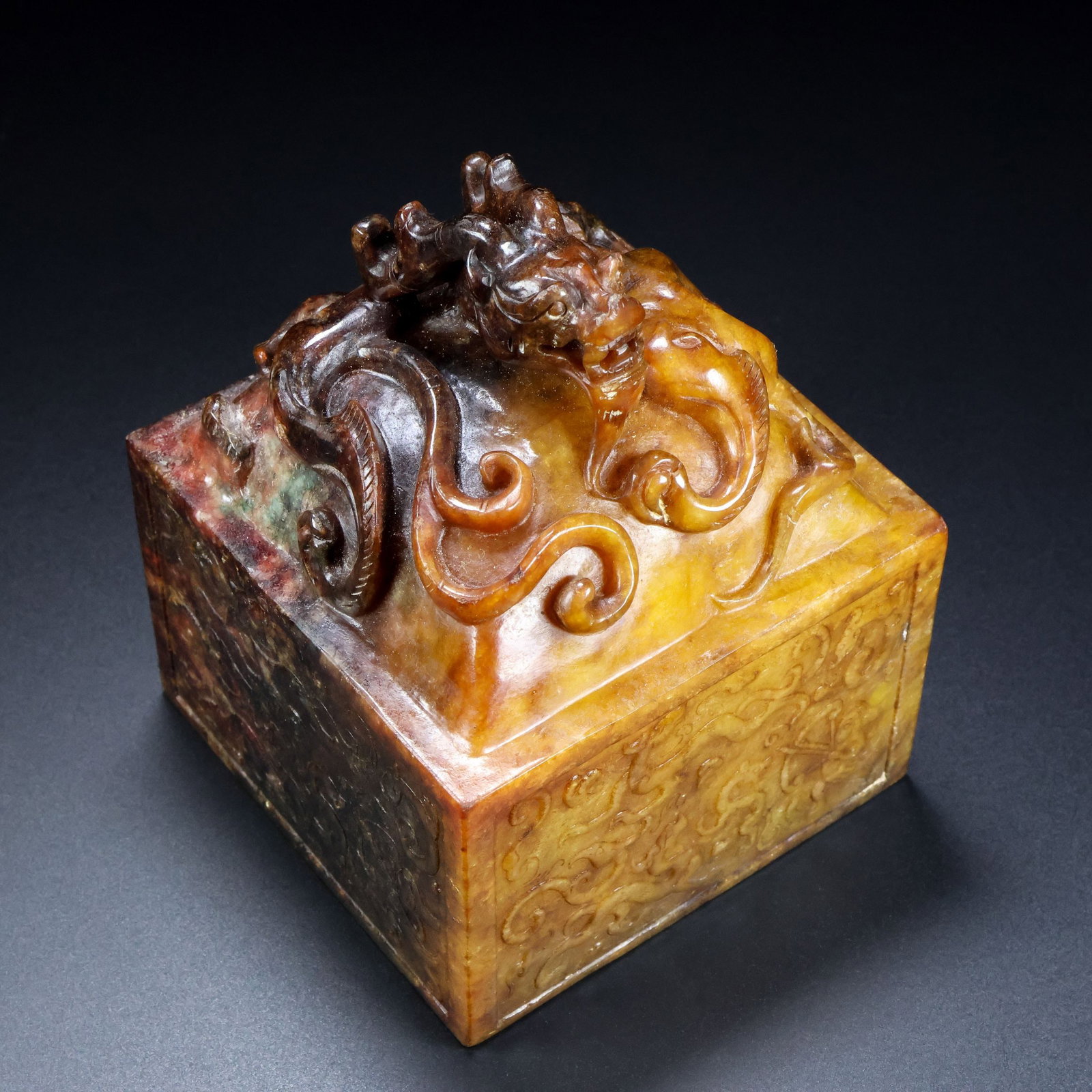 An Exquisite White Jade Dragon Pattern Seal - 2