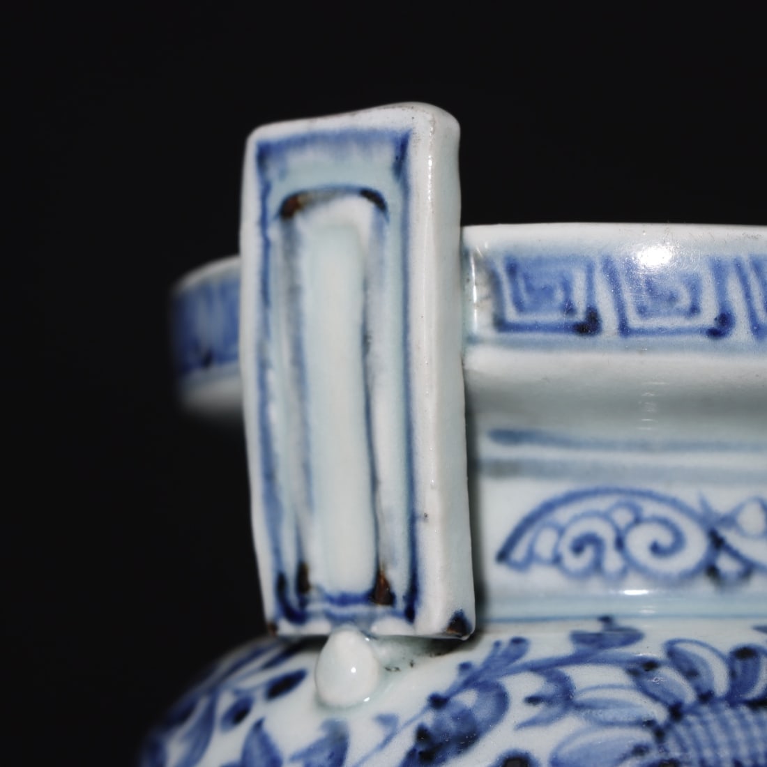 An Exquisite Blue and White Flower Pattern Censer - 2