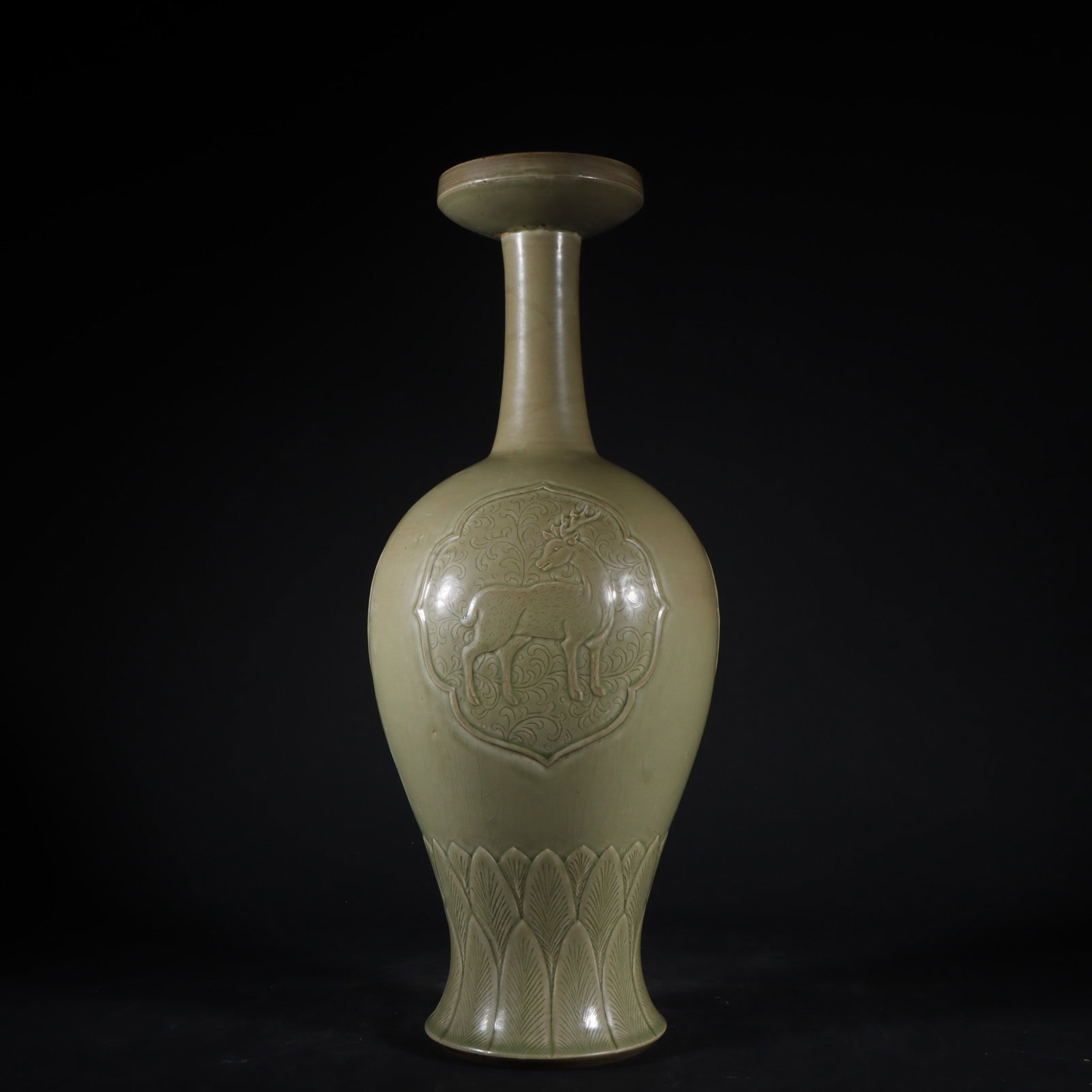An Exquisite Yue Kiln Celadon Glazed Deer Pattern Vase: An Exquisite Yue Kiln Celadon Glazed Deer Pattern Vase,Five Dynasties,Size:16.9inx6.7in 越窑青瓷鹿纹瓶,五代