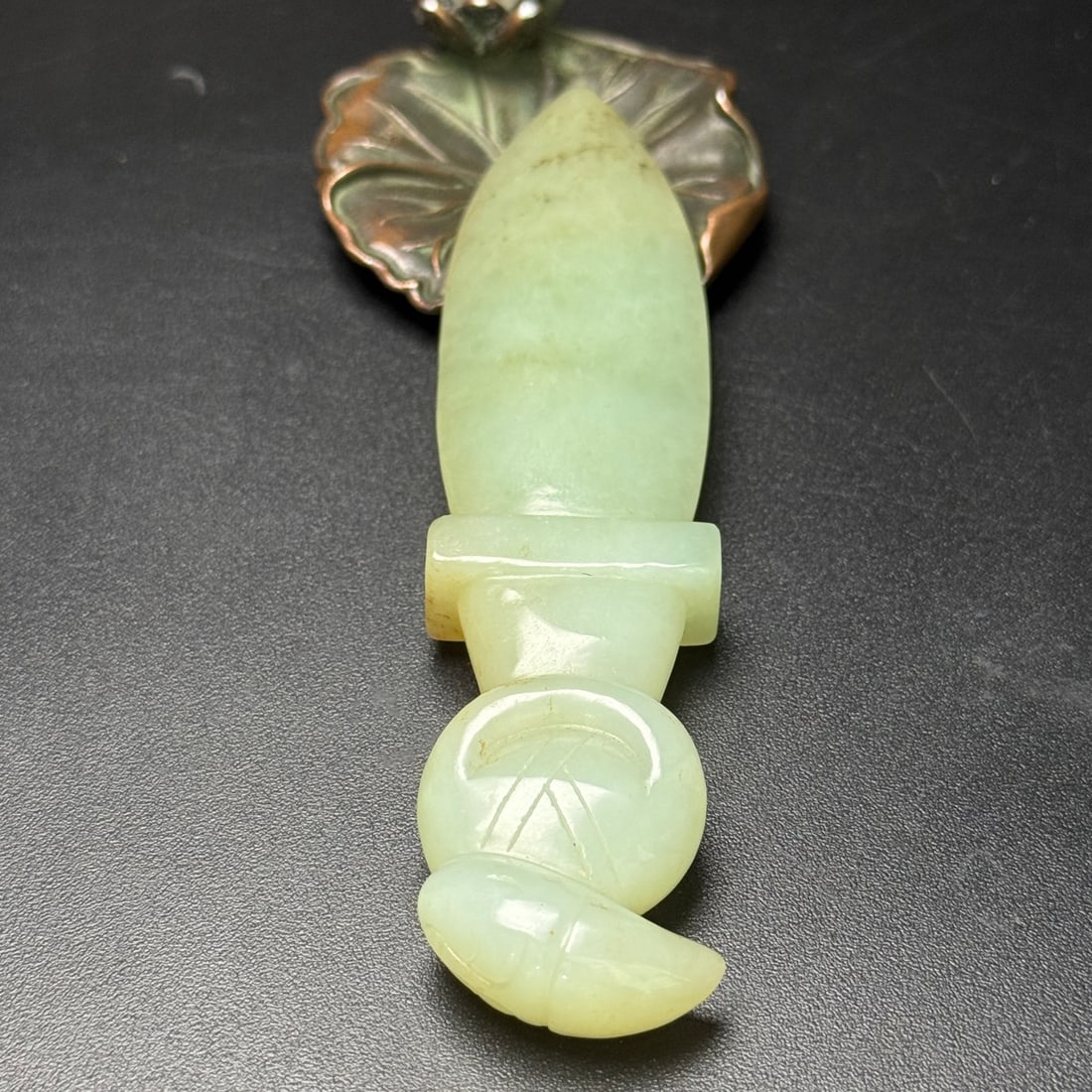 An Exquisite Hotan Jade Dagger - 5