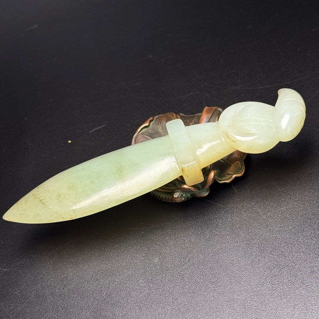 An Exquisite Hotan Jade Dagger - 7