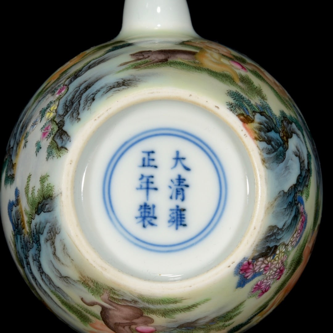 An Exquisite Enamel Monkey Pattern Ewer - 9