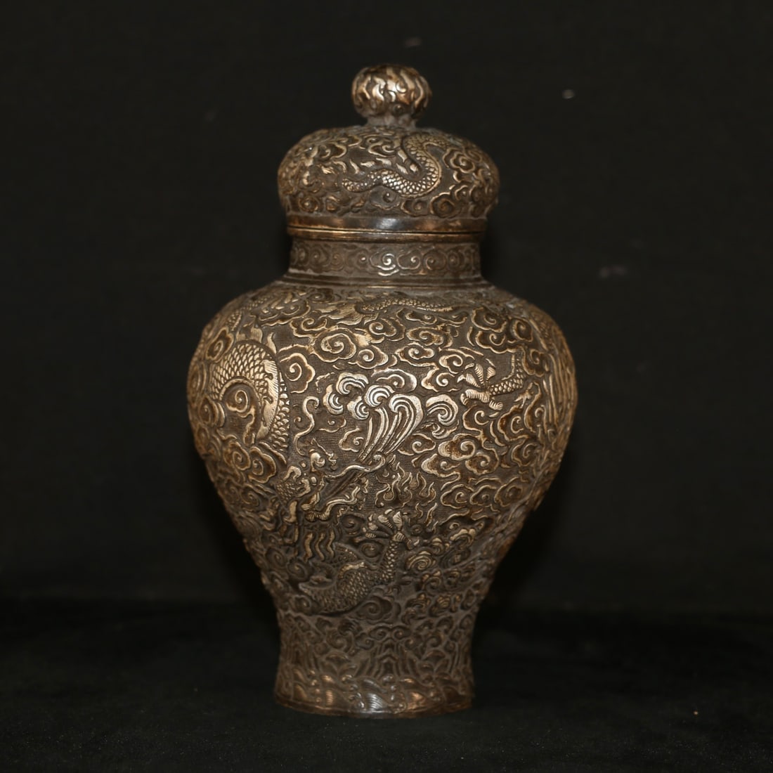 An Exquisite Silver-Gilt Copper Dragon Pattern Jar - 2