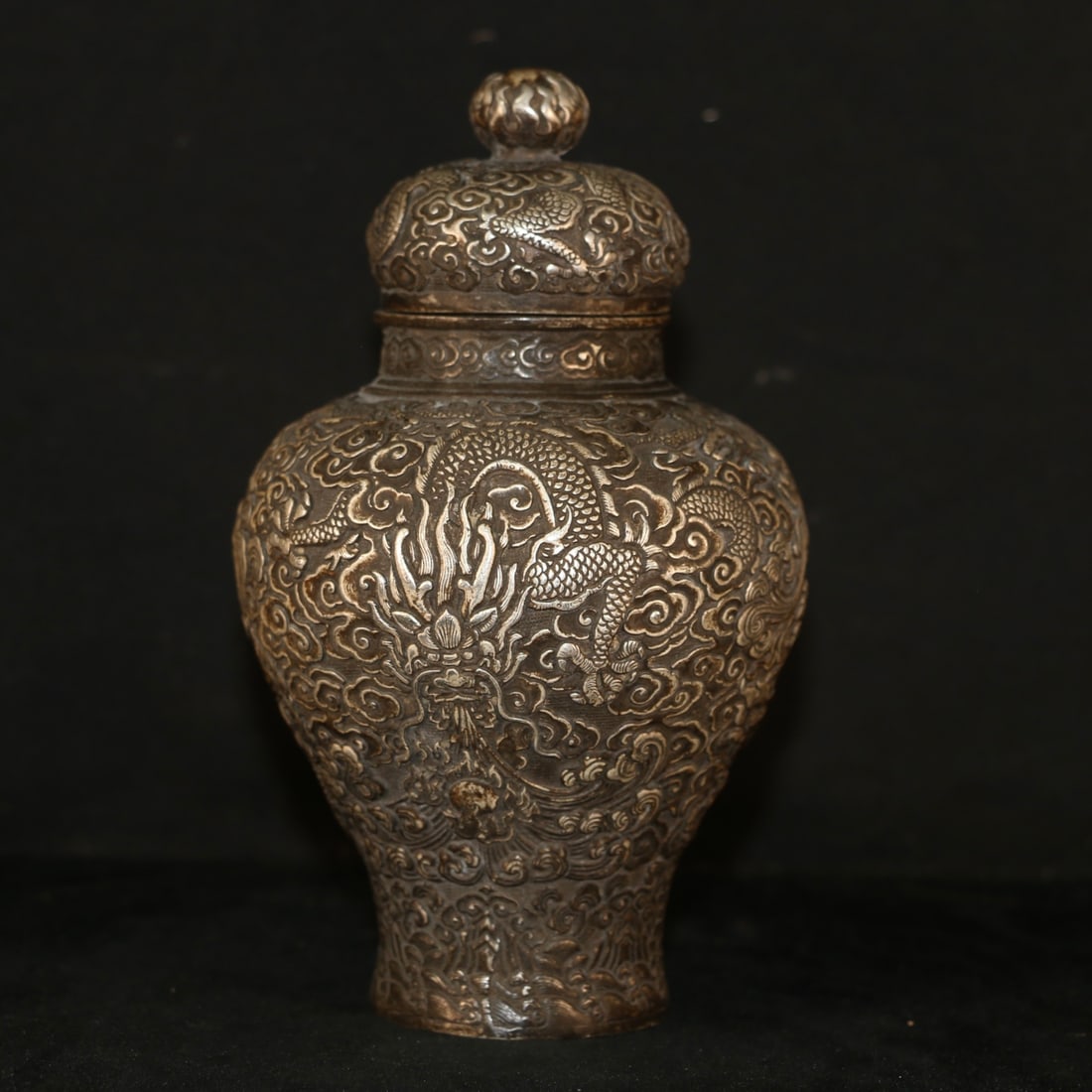 An Exquisite Silver-Gilt Copper Dragon Pattern Jar - 3