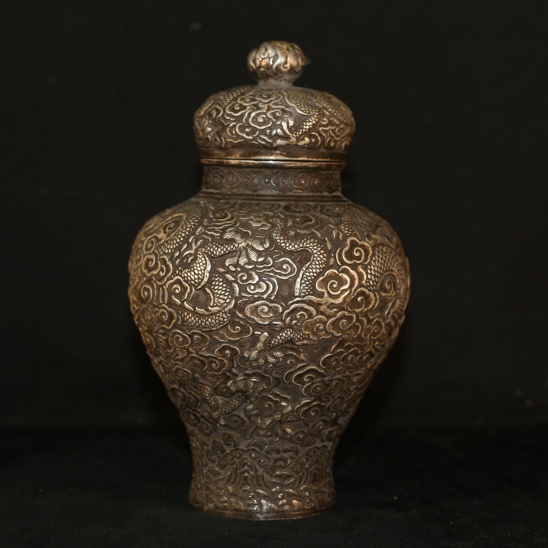An Exquisite Silver-Gilt Copper Dragon Pattern Jar - 7