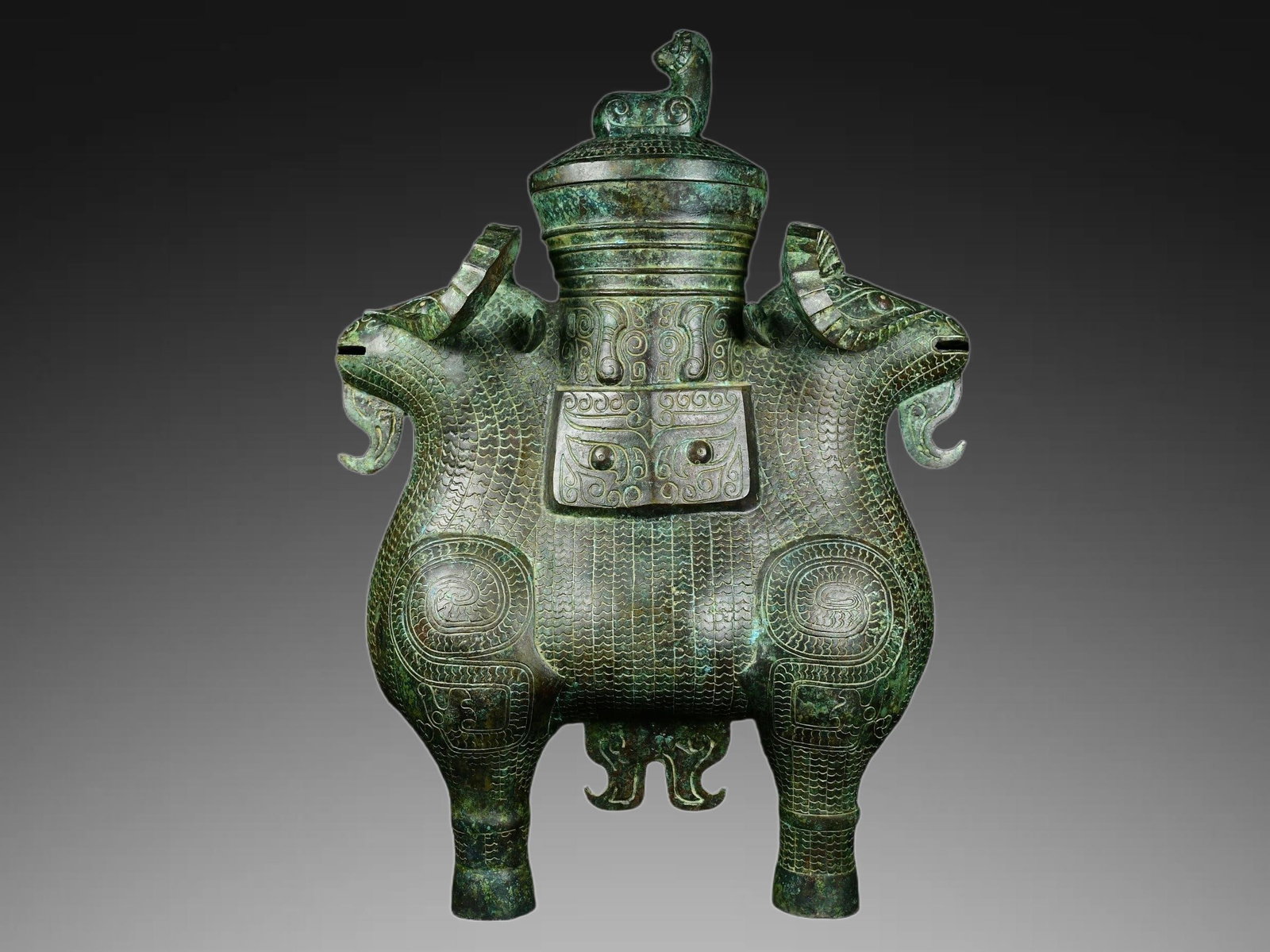 An Exquisite Bronze Sheep Vase: An Exquisite Bronze Sheep Vase,Ancient Time, China,Size:18.9inx13.8in ,Weight:7000g 青铜羊瓶,远古时期