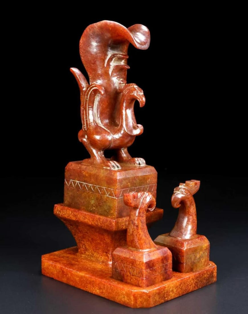 A Set of Exquisite Hotan Jade Phoenix Seal: A Set of Exquisite Hotan Jade Phoenix Seal,Han Dynasty, China,Size:4.3inx3.5inx7.9in,Weight:1140g 一套和田玉凤印章,中国汉代