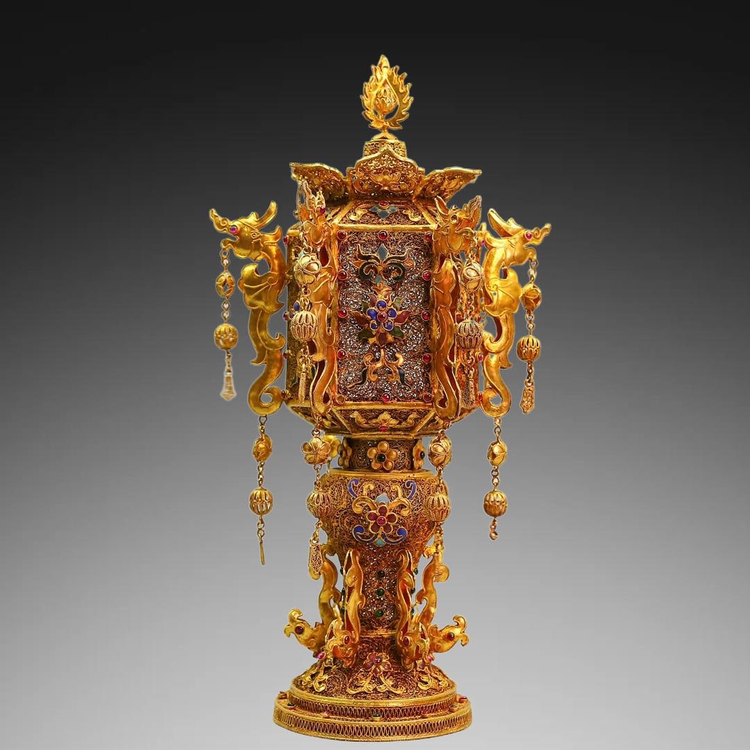 An Exquisite Cloisonné Inlaid Gems Palace Lamp Ornament: An Exquisite Cloisonné Inlaid Gems Palace Lamp Ornament,Qing Dynasty, China,Qianlong Four-character Mark,Size:14.6inx7.8in ,Weight:1245g 掐丝嵌宝石宫灯&#
