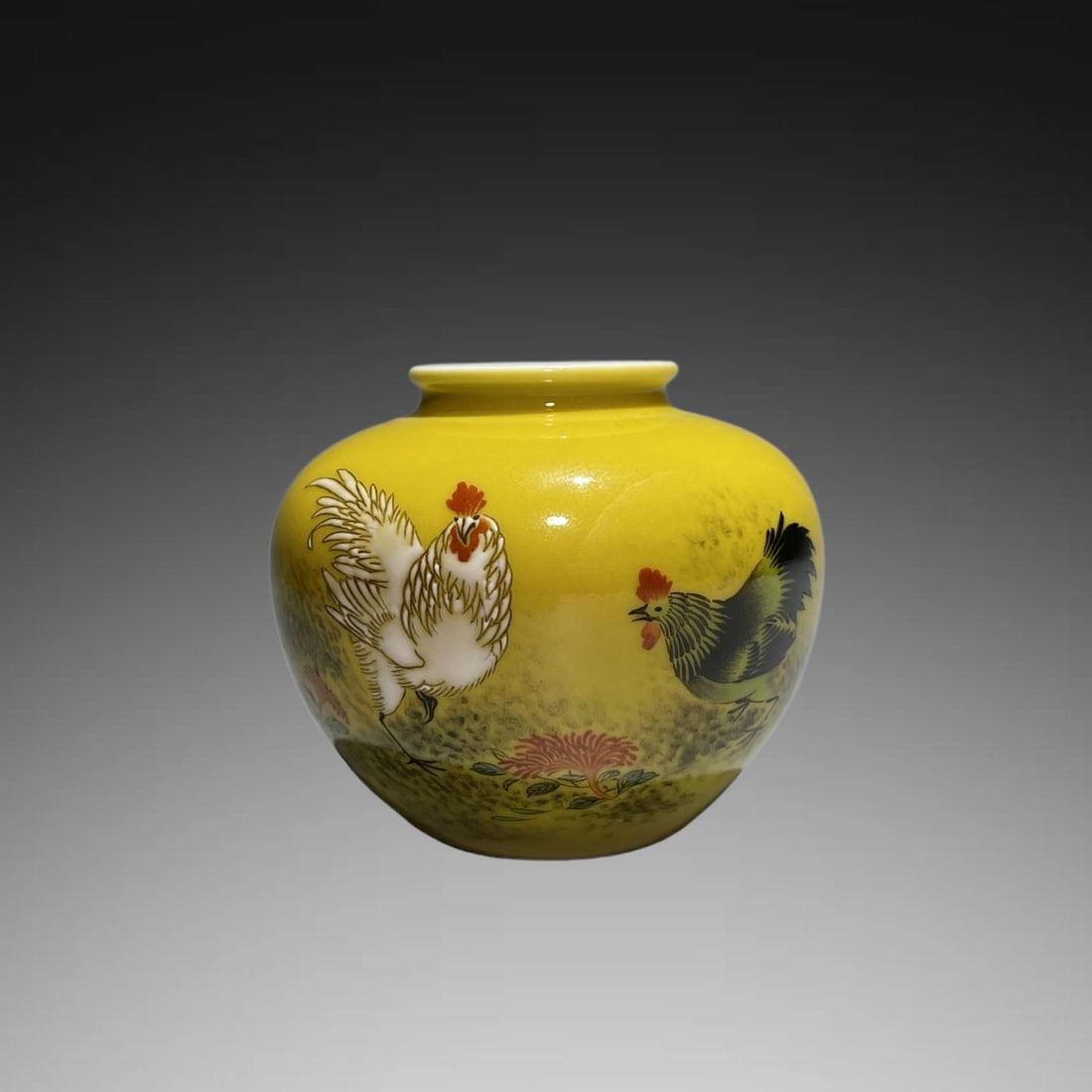 An Exquisite Yellow Ground Famille-Rose Flower and Bird Pattern Jar: An Exquisite Yellow Ground Famille-Rose Flower and Bird Pattern Jar,Qing Dynasty, China,Yongzheng Six-character Mark,Size:2.3inx2.7in 黄地粉彩花鸟纹罐,&