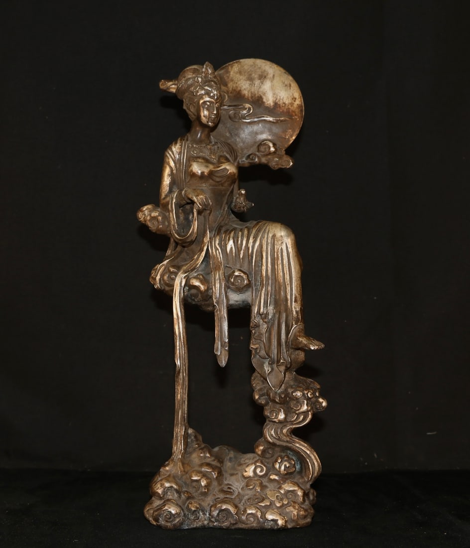 An Exquisite Silver-Gilt Copper Figures Ornament: An Exquisite Silver-Gilt Copper Figures Ornament,Ming Dynasty, China,Size:7.5inx16.1in ,Weight:2806g 铜鎏银人物摆件,中国明代