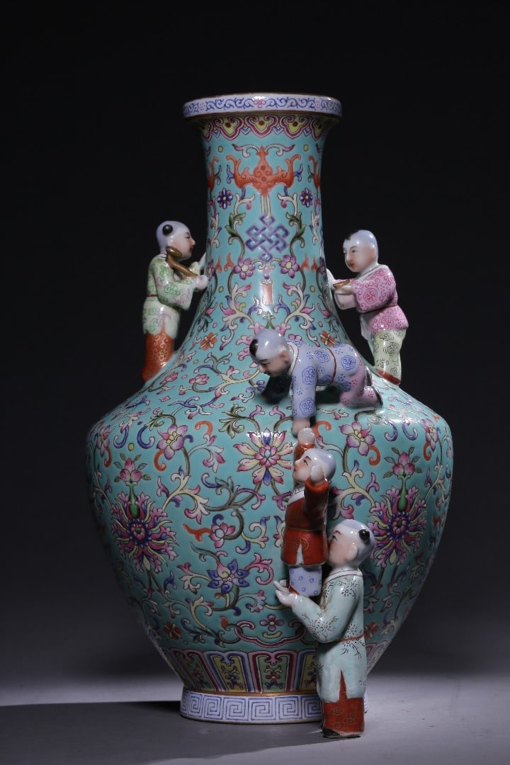 An Exquisite Famille-Rose Blue Ground Figures Pattern Vase: An Exquisite Famille-Rose Blue Ground Figures Pattern Vase,Qing Dynasty, China,Qianlong Six-character Mark,Size:12.2inx3.5in